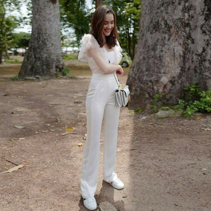 ชุดเซตเสื้อกึ่งเกาะอกเเต่งพู+กางเกงขายาว