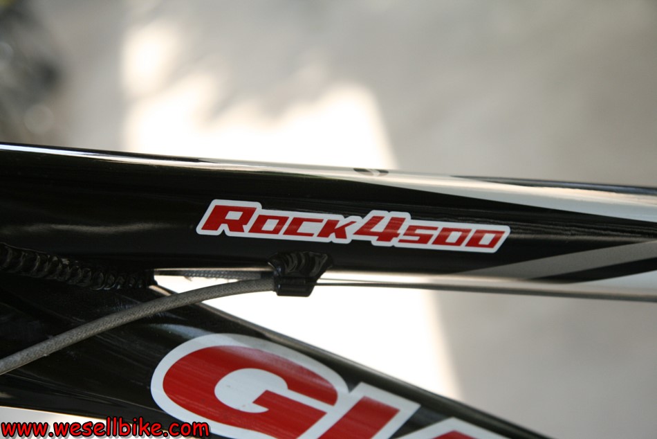 เสือภูเขาGiant Rock 4500 ล้อ26นิ้ว ไซส์ XS