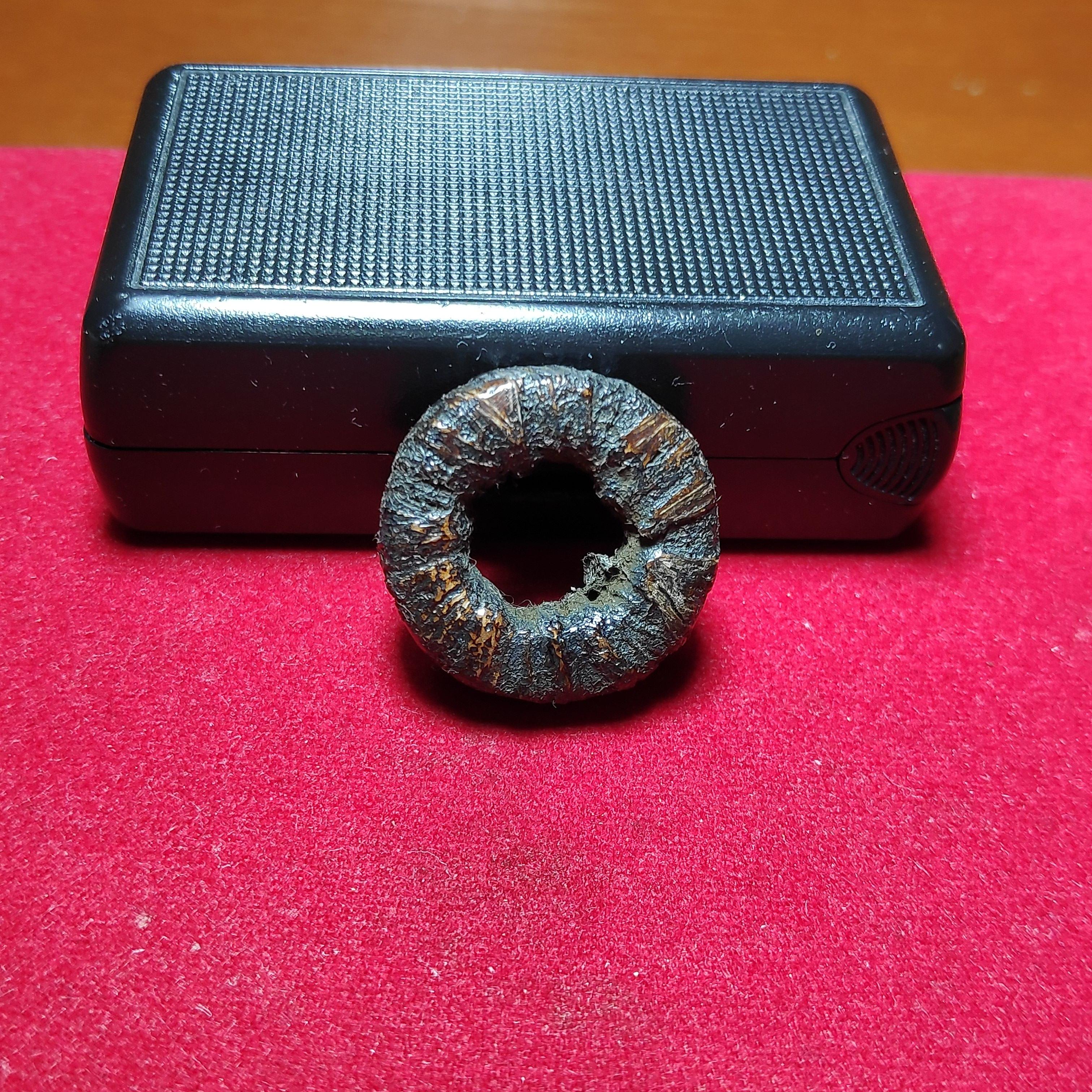 ตะกรุดพิสมรหลวงพ่อเเก้ววัดพวงมาลัยขนาด2.5เซ็นต์