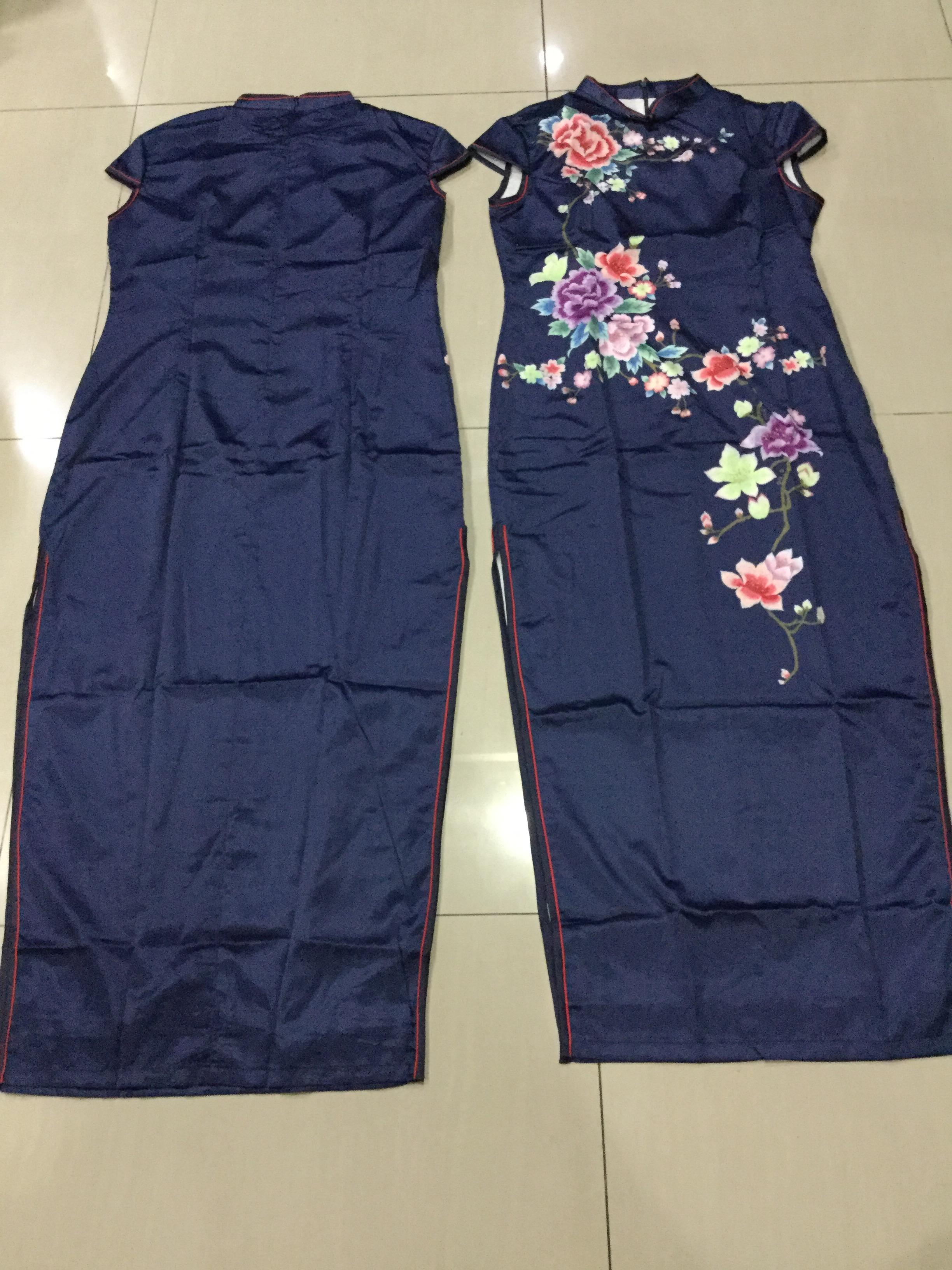 กี่เพ้ายาว ผ้าไหมสีนำ้เงิน รหัส AE 138 สินค้าพร้อมส่ง