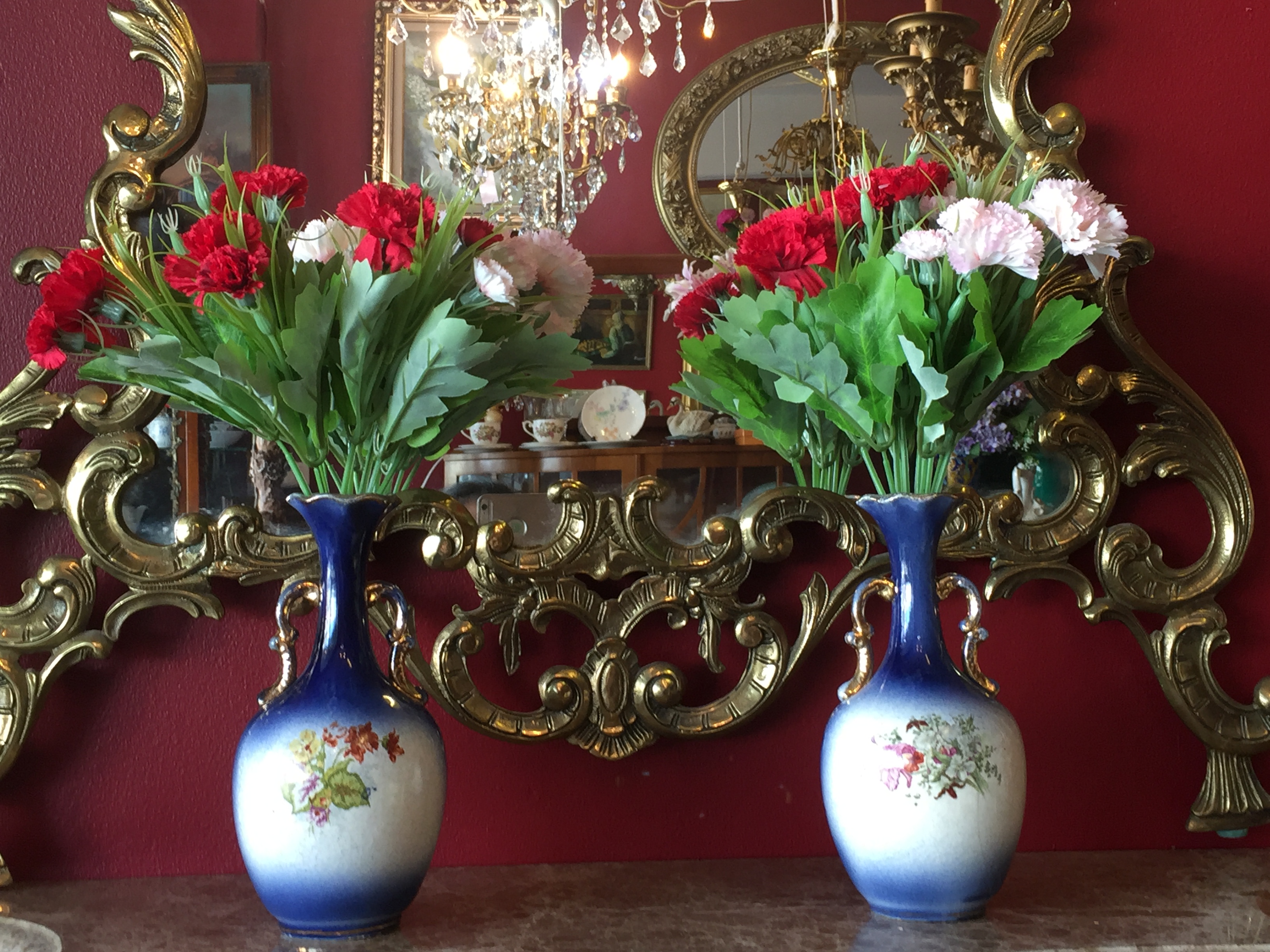 แจกันเพ้นท์สไตล์ Victoria (ขายแล้ว)