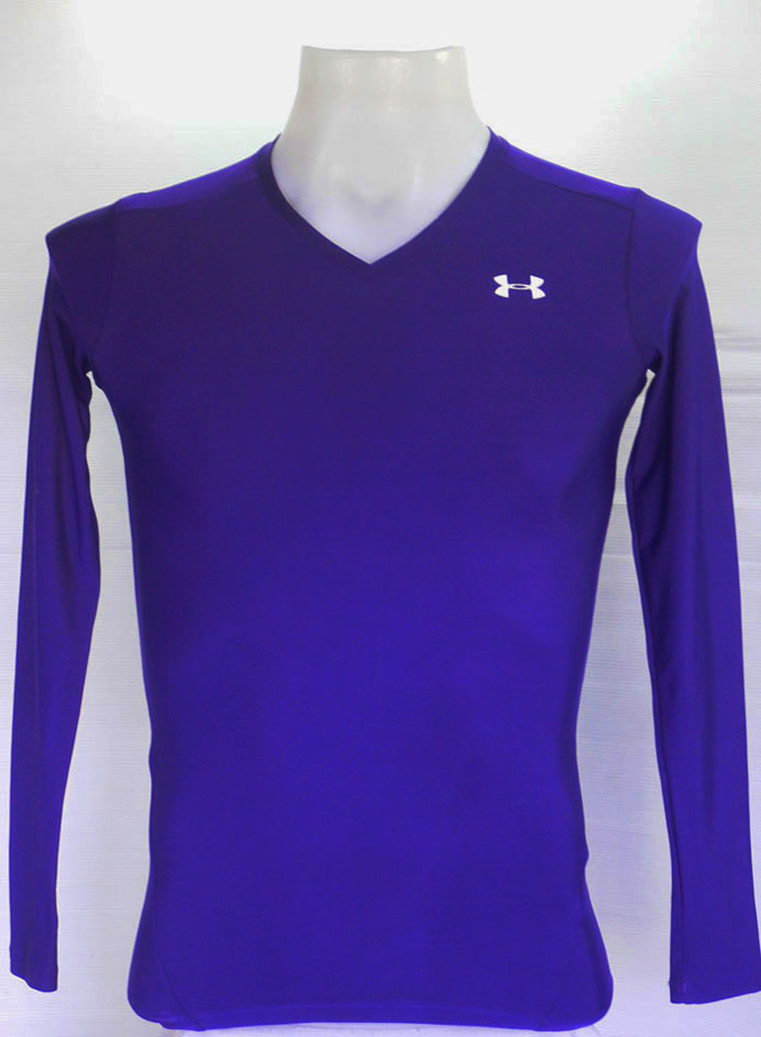 เสื้อรัดกล้ามเนื้อ UNDER ARMOUR แขนยาวสีม่วง คอวี ไซส์ M