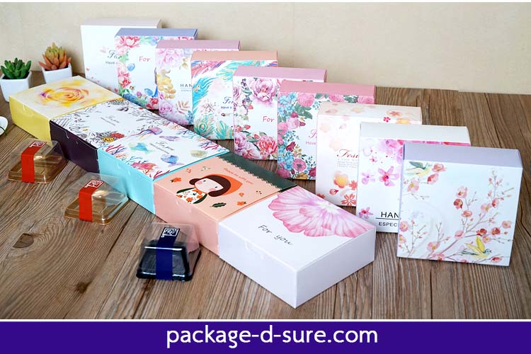 กล่องสี่เหลี่ยมจัตุรัส เปิดบน 13.5x13.5x5 สีเหลือง ลายเด็กชาย