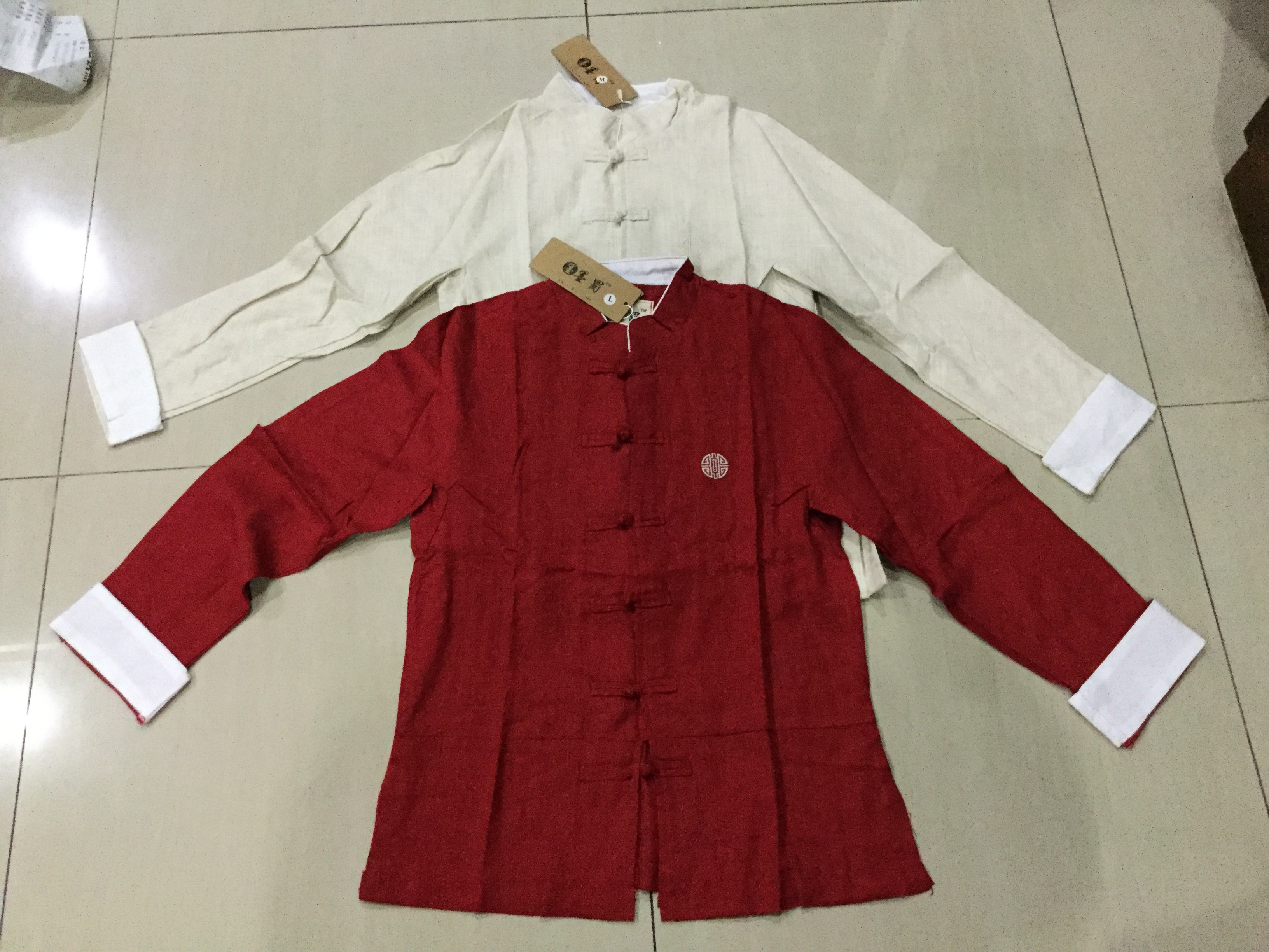 เสื้อจีนชาย ผ้าฝ้ายสีแดง ลายปัก C104 สินค้าพร้อมส่ง