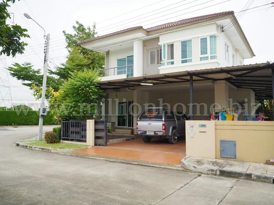 ขายบ้านเดี่ยว ม.สราญสิริ ท่าข้าม-พระราม2 แปลงหัวมุมซอยแรกของโครงการ