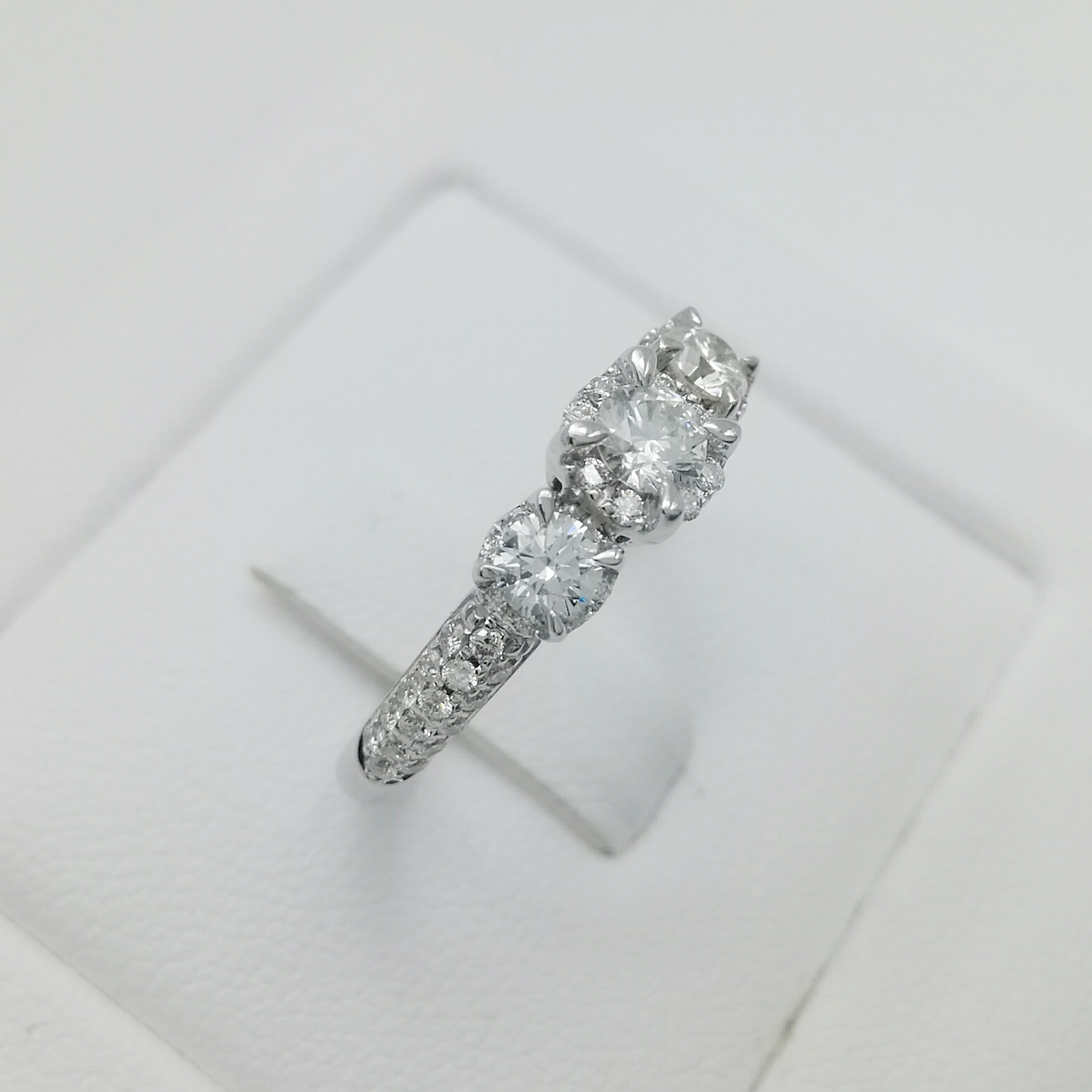 แหวนเพชรแท้GIAรวม 0.81 cts