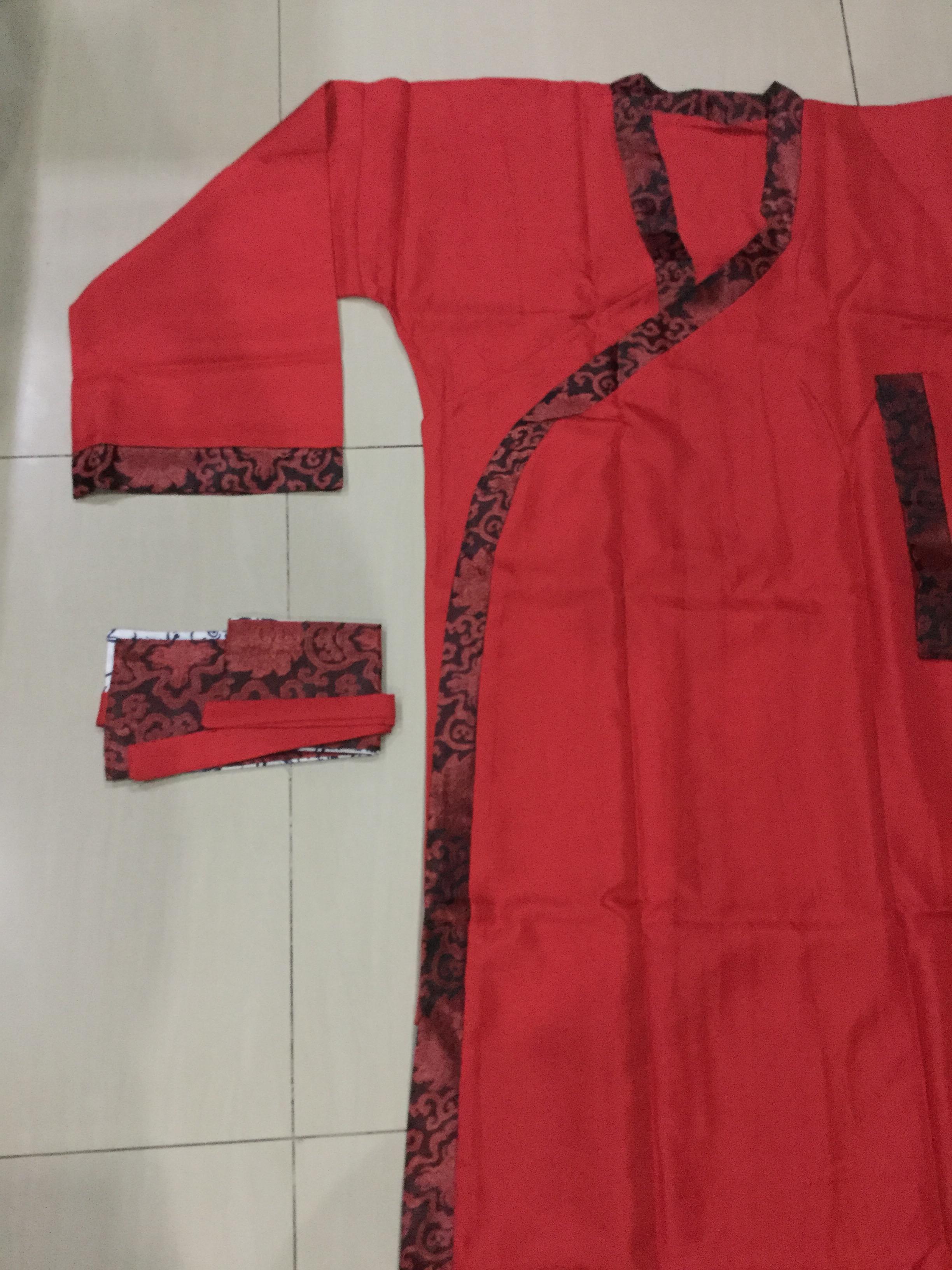 ชุดจีนฮั่น มีเสื้อคลุม สีแดง แขนกว้าง. รหัส.RW 58 สินค้าพร้อมส่ง
