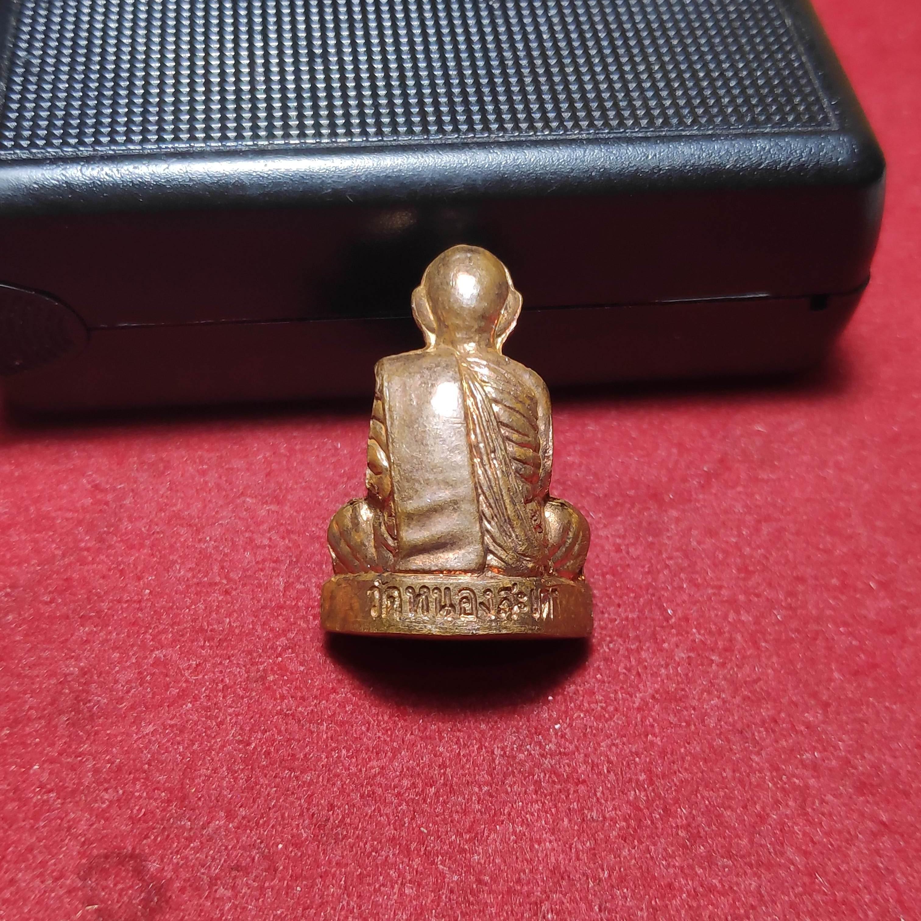 รูปเหมือนปั้มหลวงพ่อสุนทรวัดหนองสะเดา