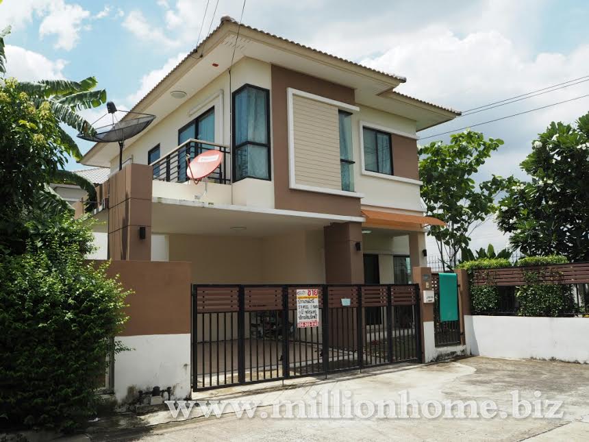 ขายบ้านเดี่ยว ม.บ้านฟ้ากรีนพาร์ค รังสิต-คลอง3 หลังมุม