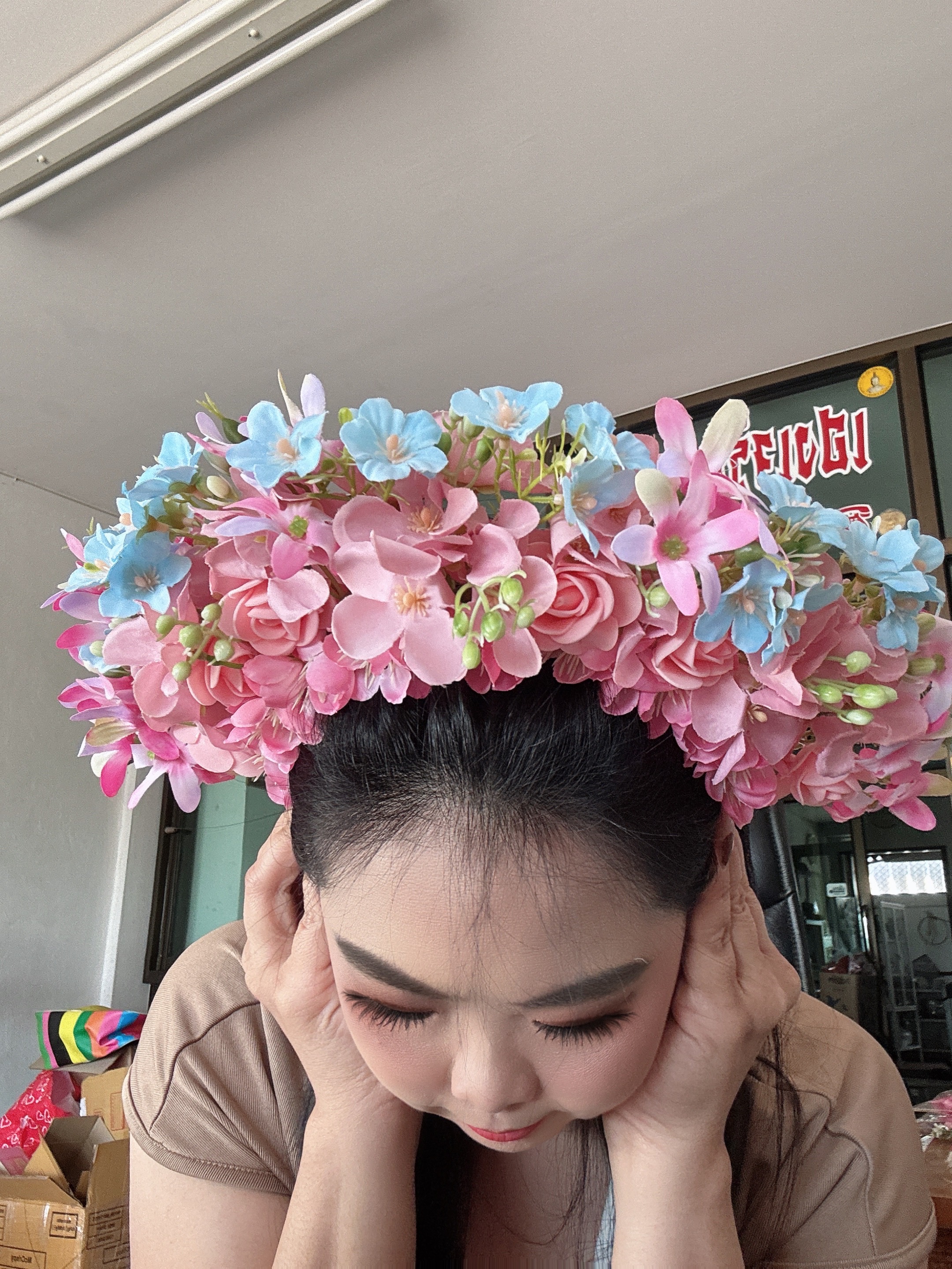 ที่คาดผมดอกไม้สีชมพู+ฟ้า ใส่ได้ทั้งเด็ก ละผู้ใหญ่