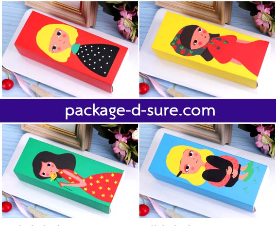 โปรโมชั่น//กล่องมาการองใส่ 6 ชิ้น 7x18.8x5.3 สีฟ้า ลายเด็กหญิงนั่ง