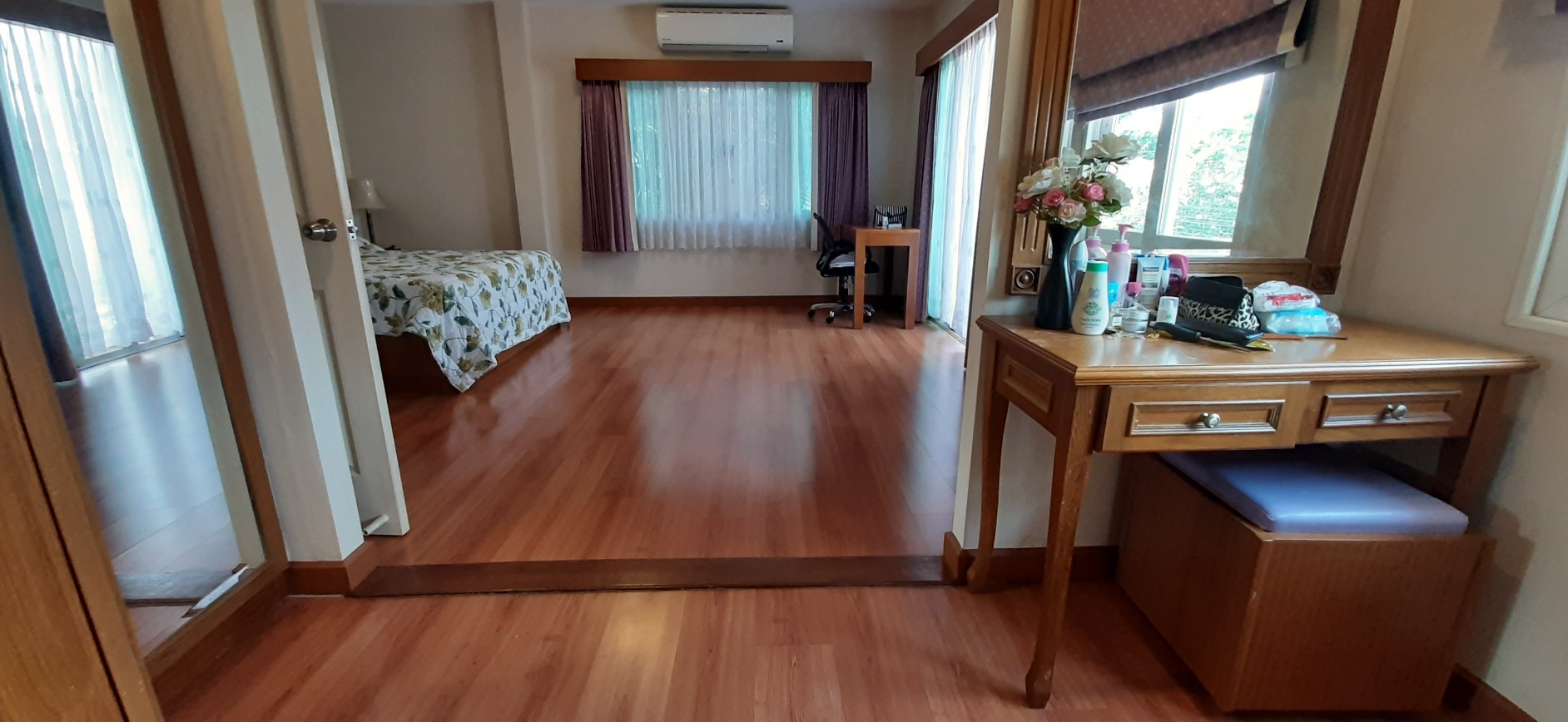 ขายและให้เช่าบ้านเดี่ยว 2 ชั้น ม.คาซ่าวิลล์ วัชรพล ตกแต่งต่อเติมพร้อมอยู่