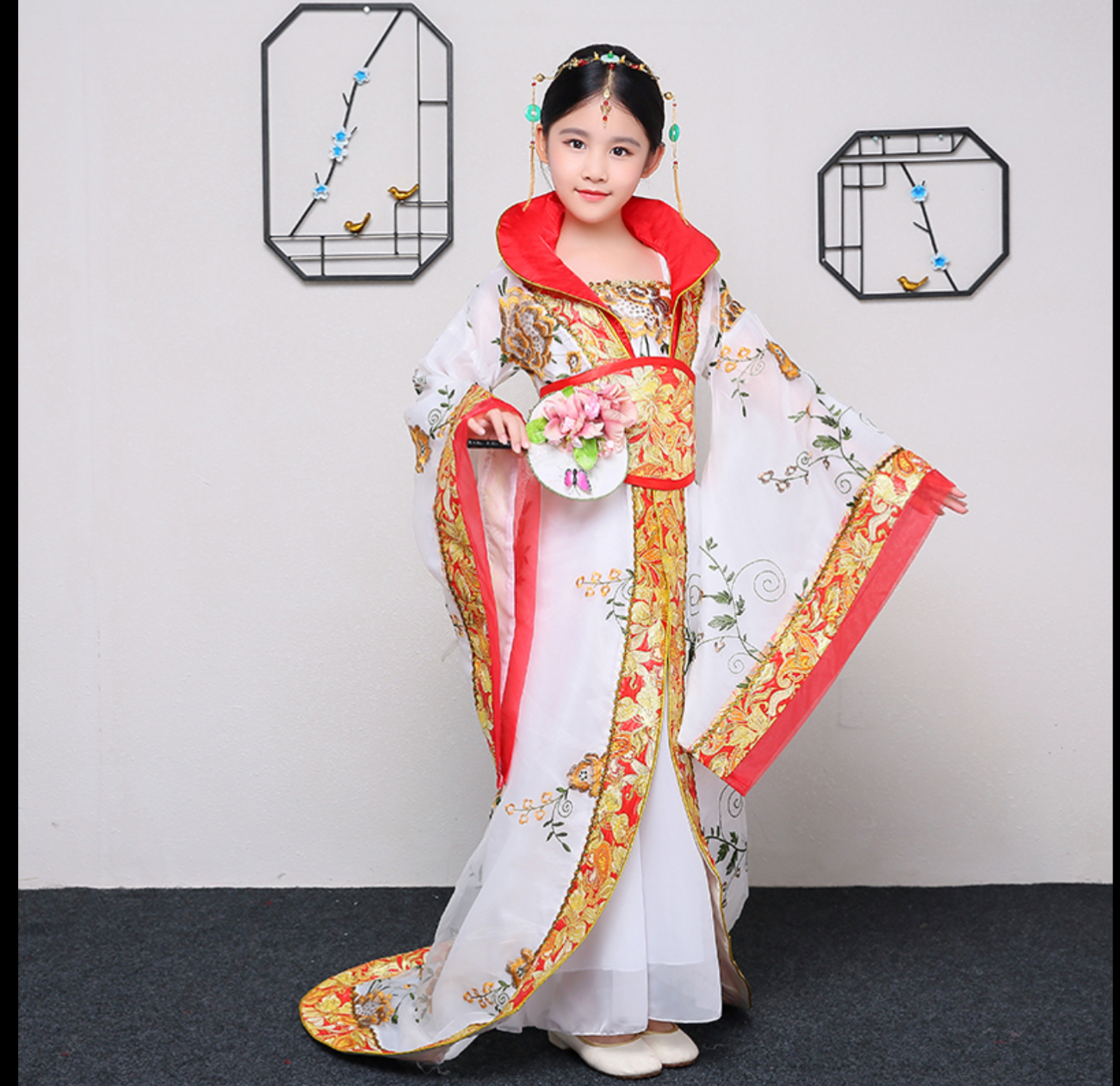 ชุดองค์หญิงราชวงศ์ถัง สีขาว. รหัสFIN 158 สินค้าพร้อมส่ง