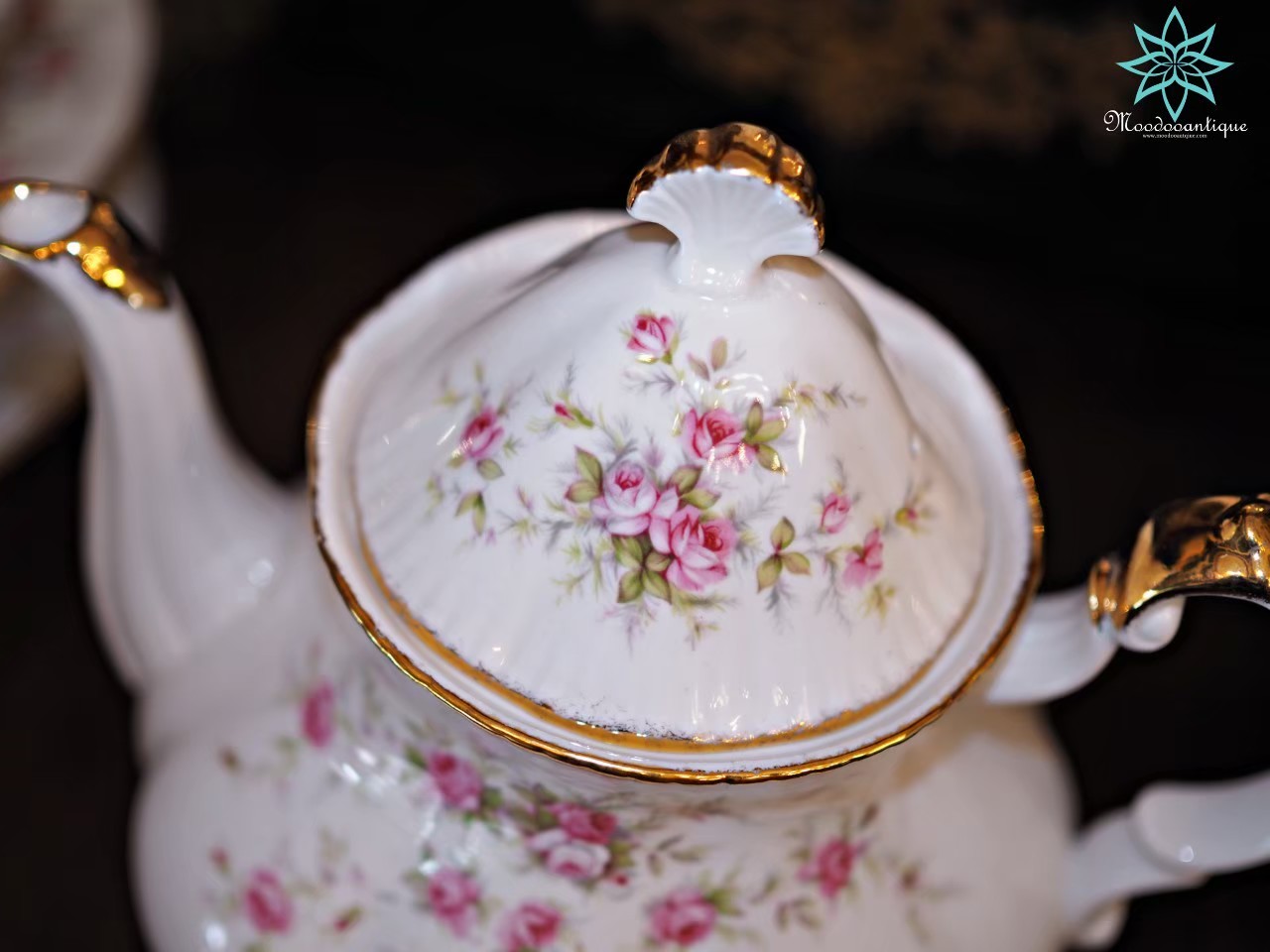 Paragon Victoria Rose 20 pcs