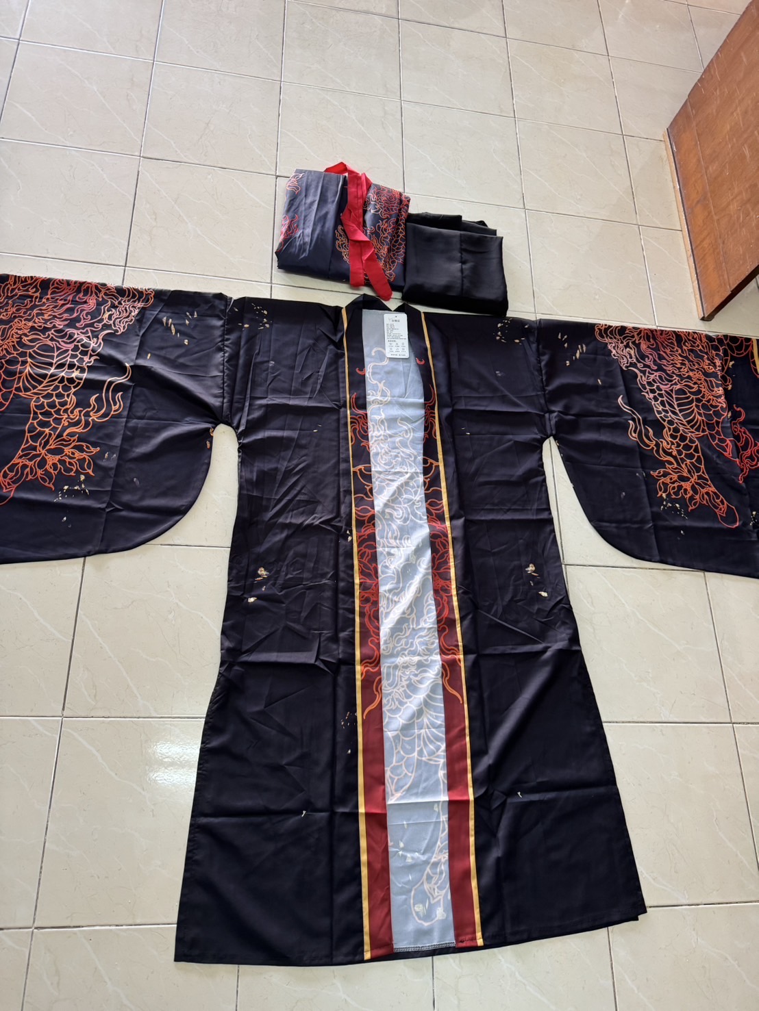 ชุดองค์ชายฮั่น สีดำ พร้อมส่ง รหัส 874 เสื้อดำ+ กระโปรง + เสื้อคลุม