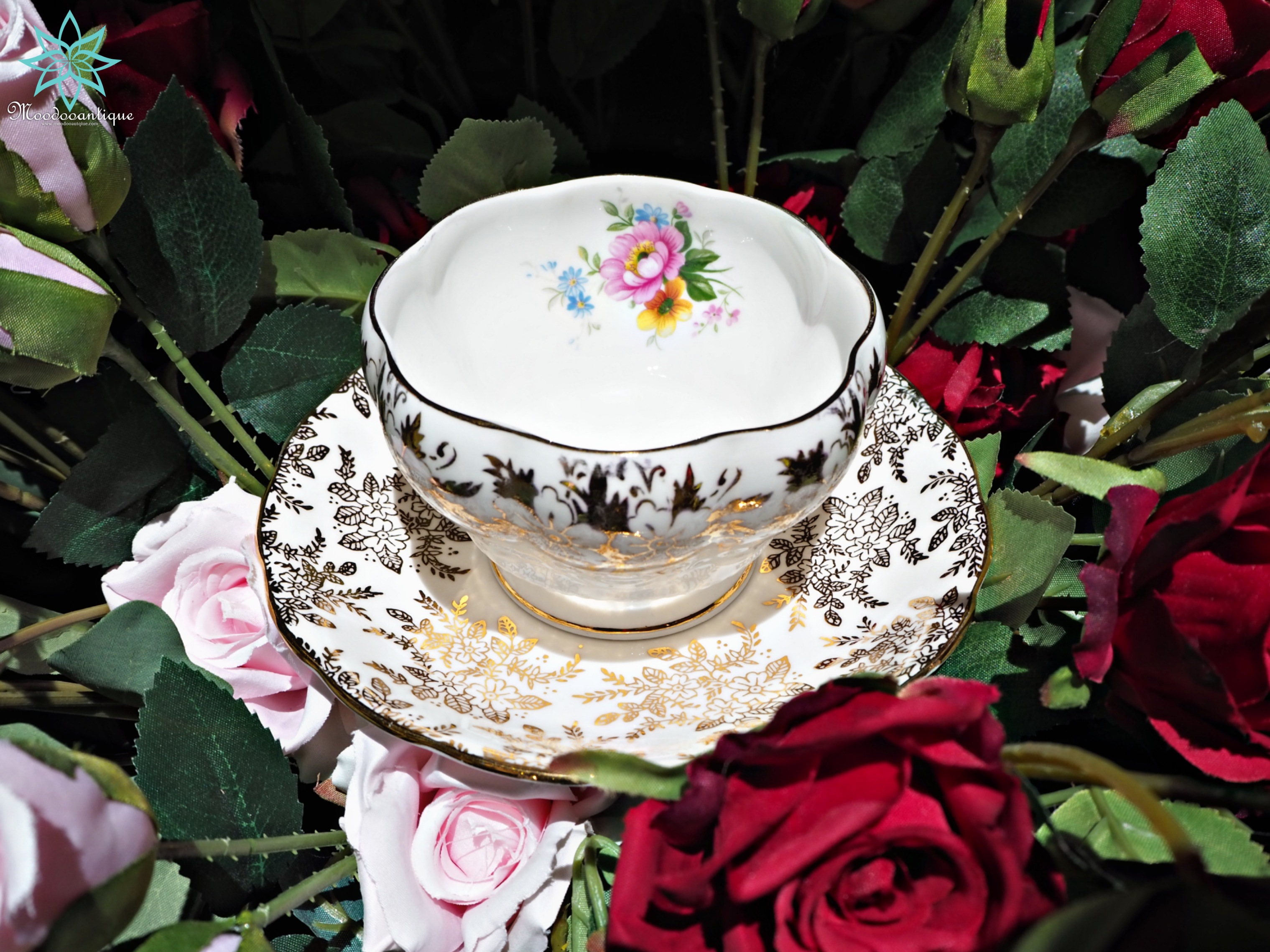 Queen Anne England gold 24 k