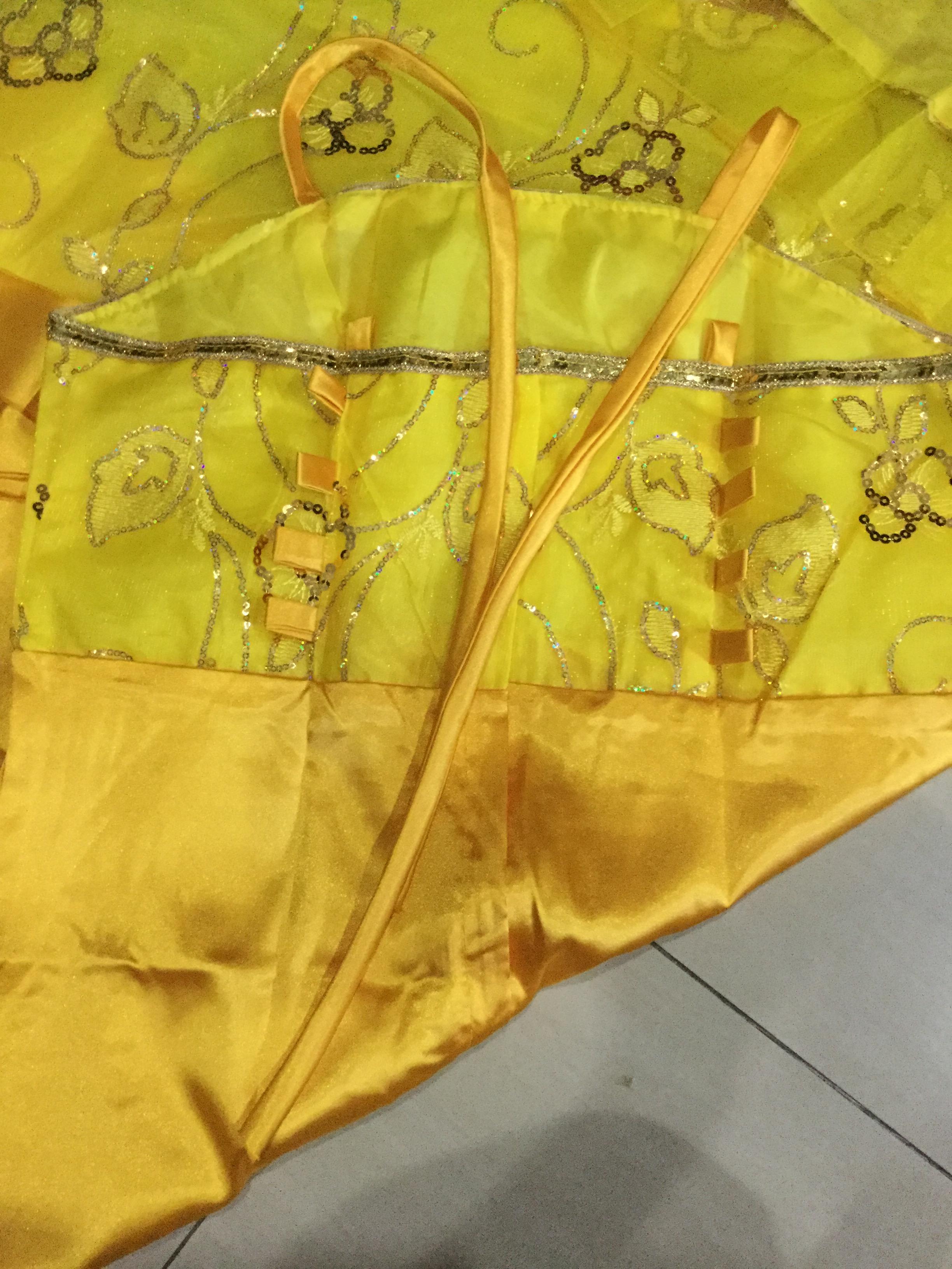 ชุดองค์หญิงราชวงค์ถังสีเหลืองขอบชมพู รหัส HN 282 สินค้าพร้อมส่ง