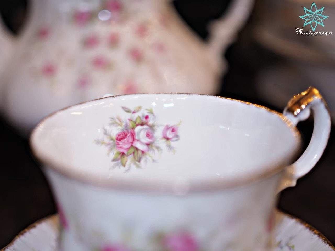 Paragon Victoria Rose 20 pcs