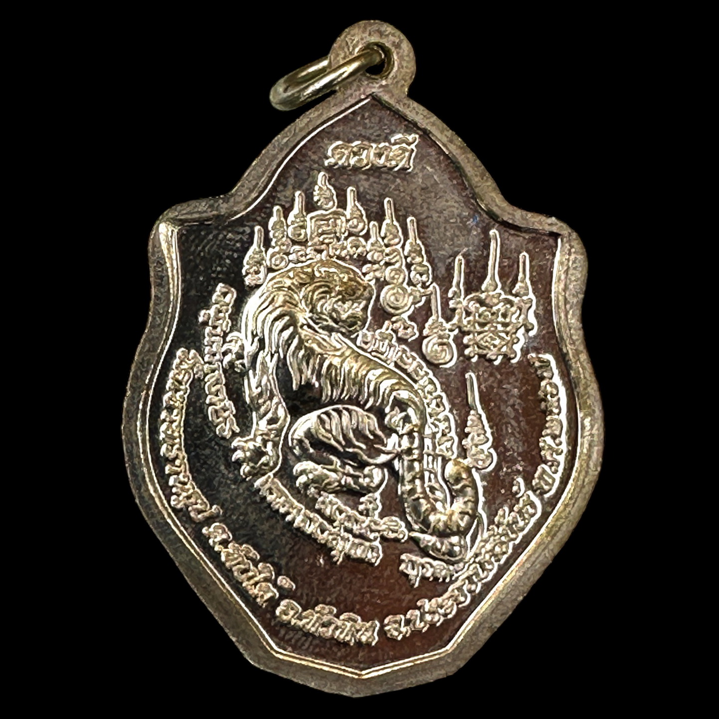 เหรียญมังกรคู่ ดวงดี เนื้ออัลปาก้า ลงยาสีน้ำเงิน หลวงปู่นน จนฺทวิโร วัดเขาพรานธูป จ.ประจวบคีรีขันธ์