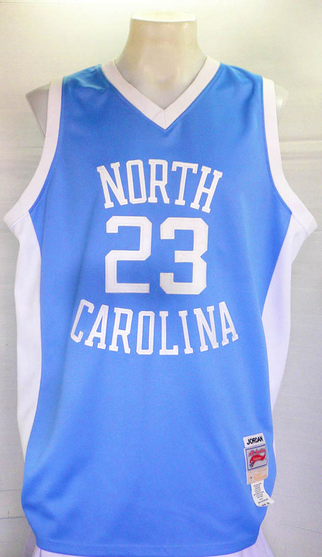 เสื้อบาสทีม NORTH CAROLINA ของ Michael Jordan