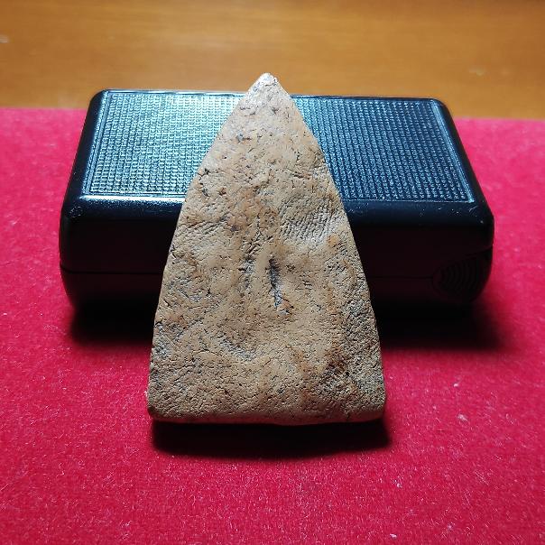 พระขุนแผนกรุวัดบ้านกร่างพิมพ์เถาวัลย์เลื้อย