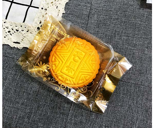 ถุงซีลกลางขยายข้าง ไซส์เล็ก 6.5x11.5+2.5 ลายดอกไม้ พื้นทอง แพ็ค 100 ใบ