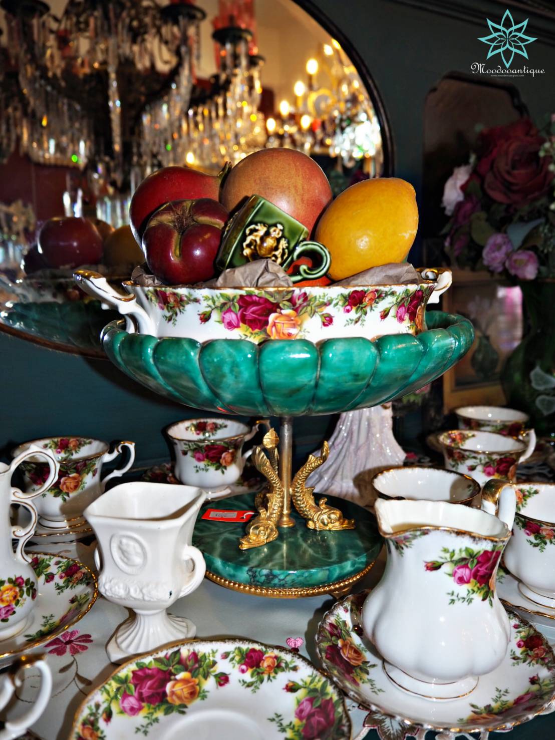 พานหินใส่ผลไม้