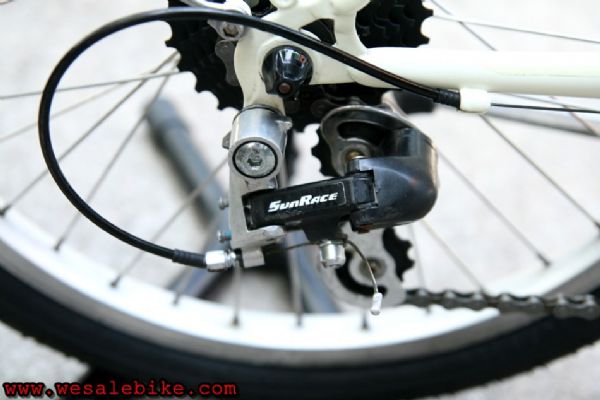 มินิทัวร์ริ่ง Bianchi Merlo ล้อ20นิ้ว หนัก 12.5kg 7เกียร์