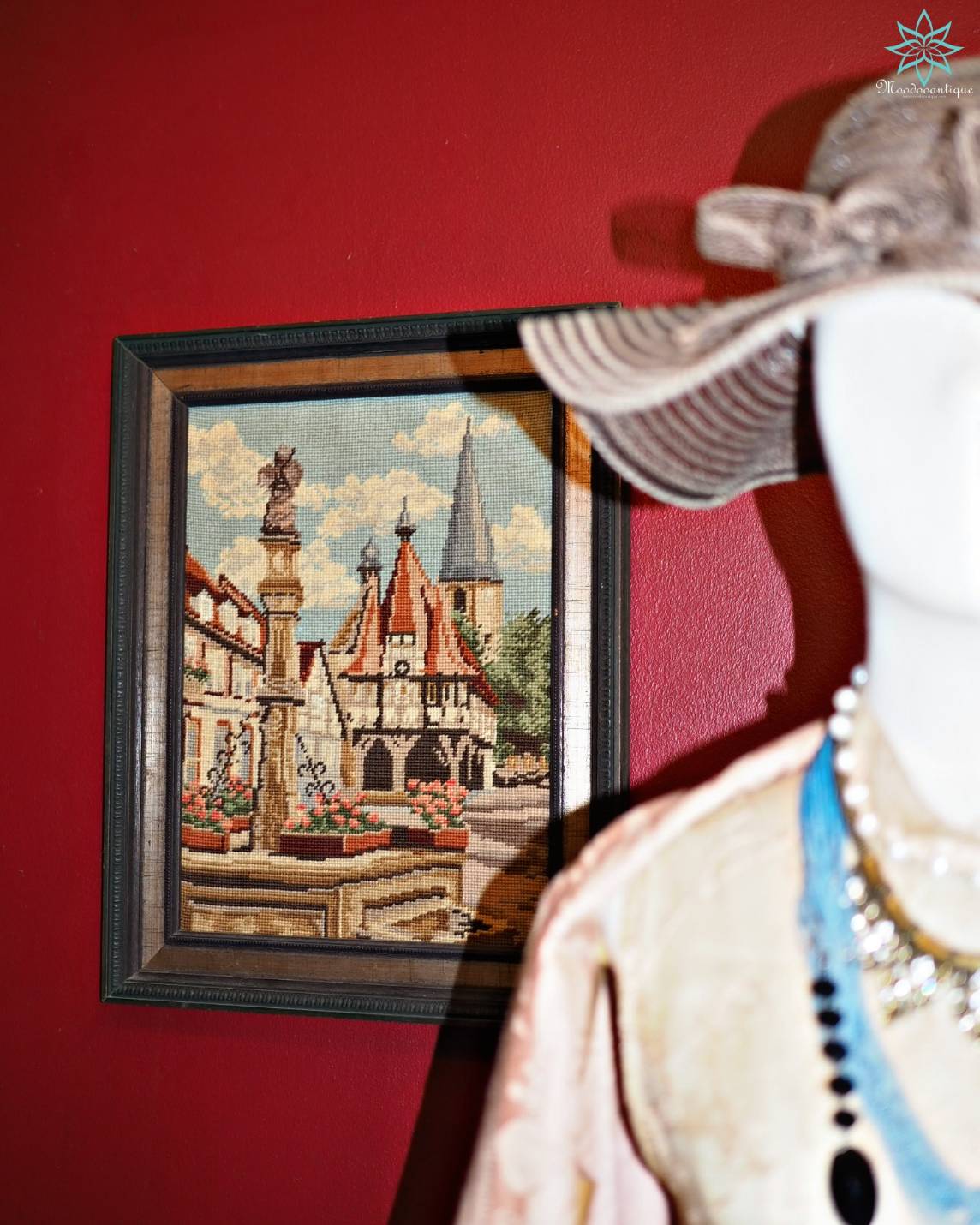 ภาพปักคลอสติส ต่างประเทศ