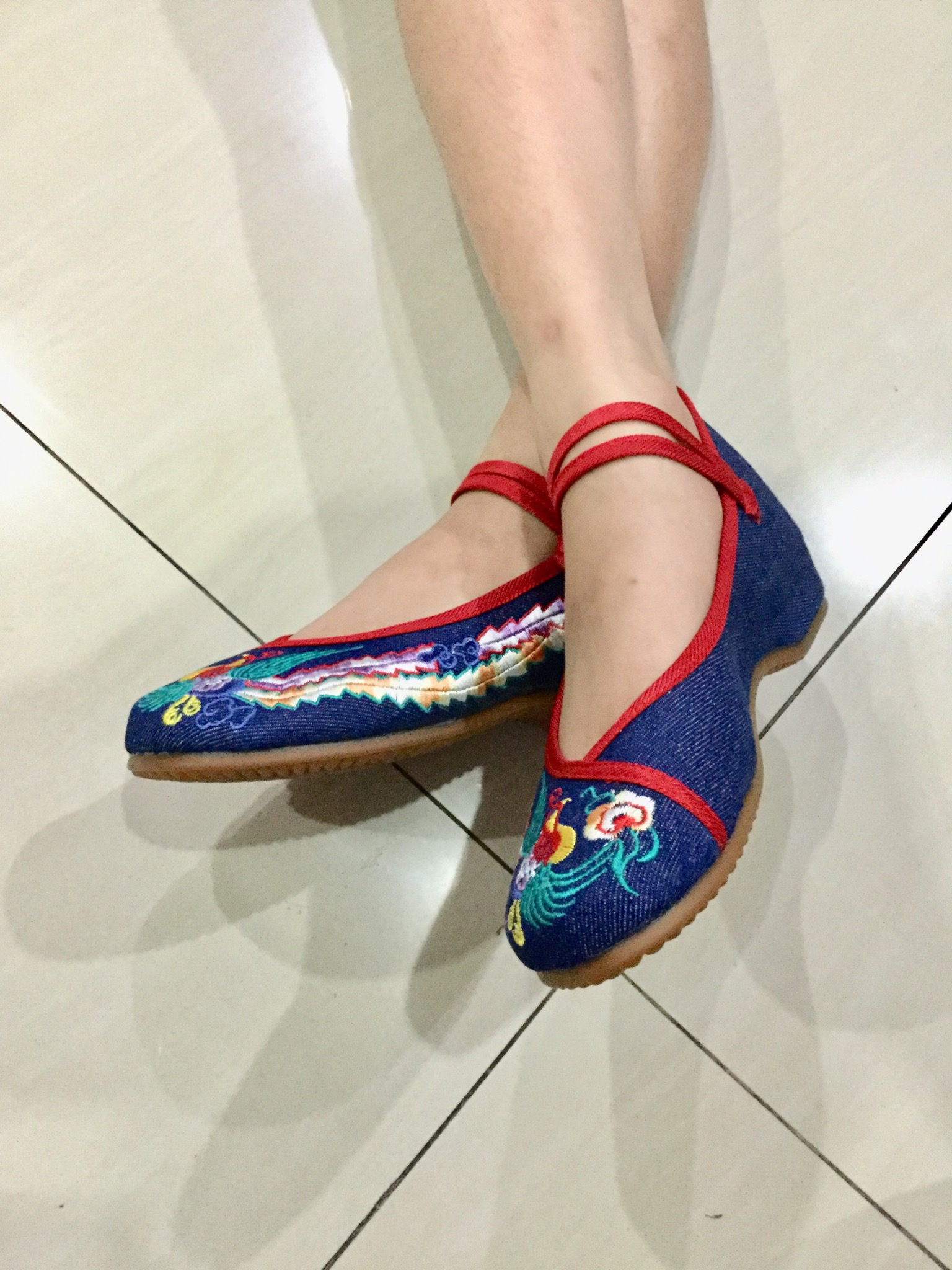 รองเท้าจีน สียีนต์ สินค้าพร้อมส่ง