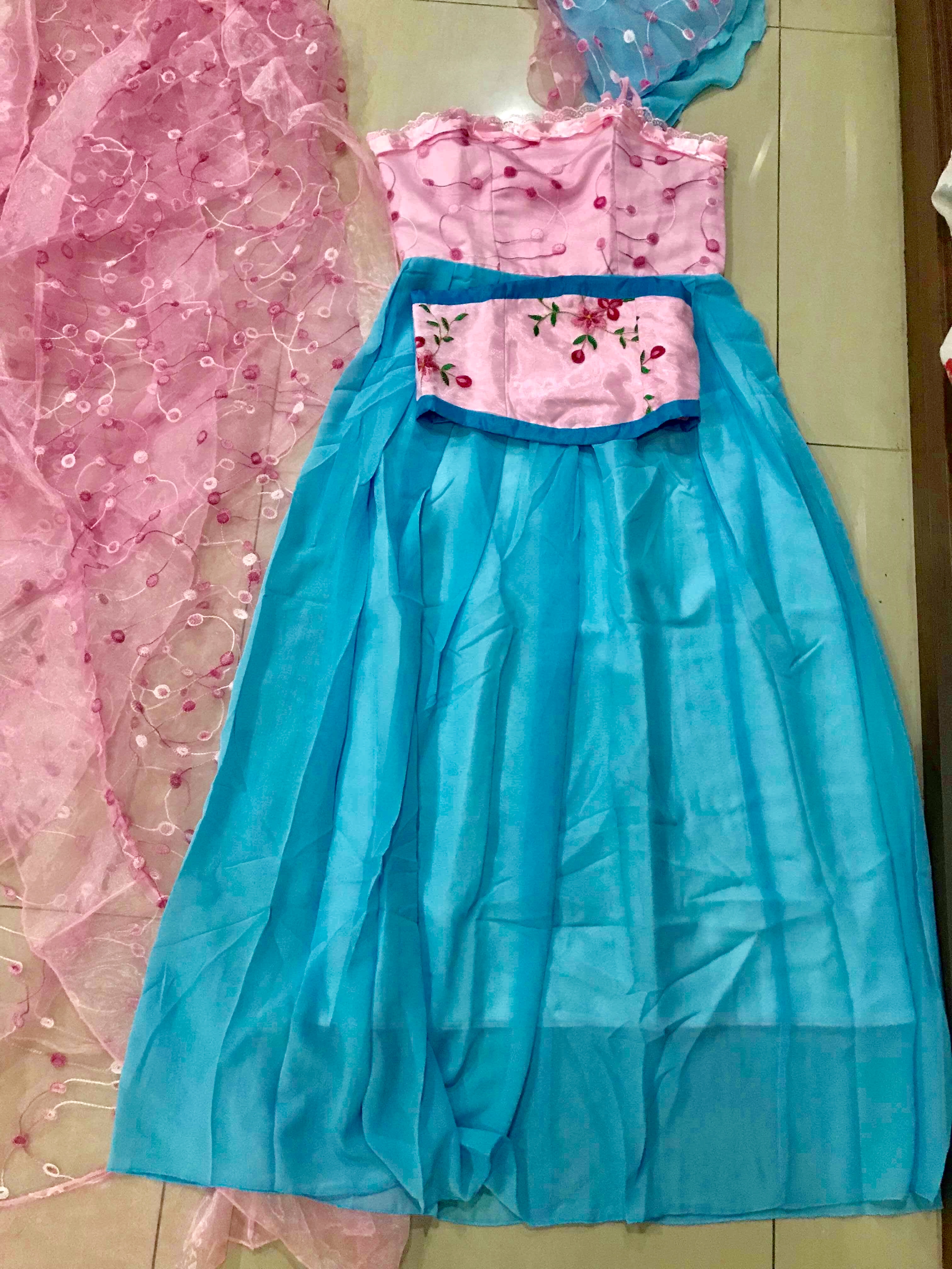 ชุดองค์หญิงราชวงค์ถังสีฟ้ารหัส VJ 148 สินค้าพร้อมส่ง