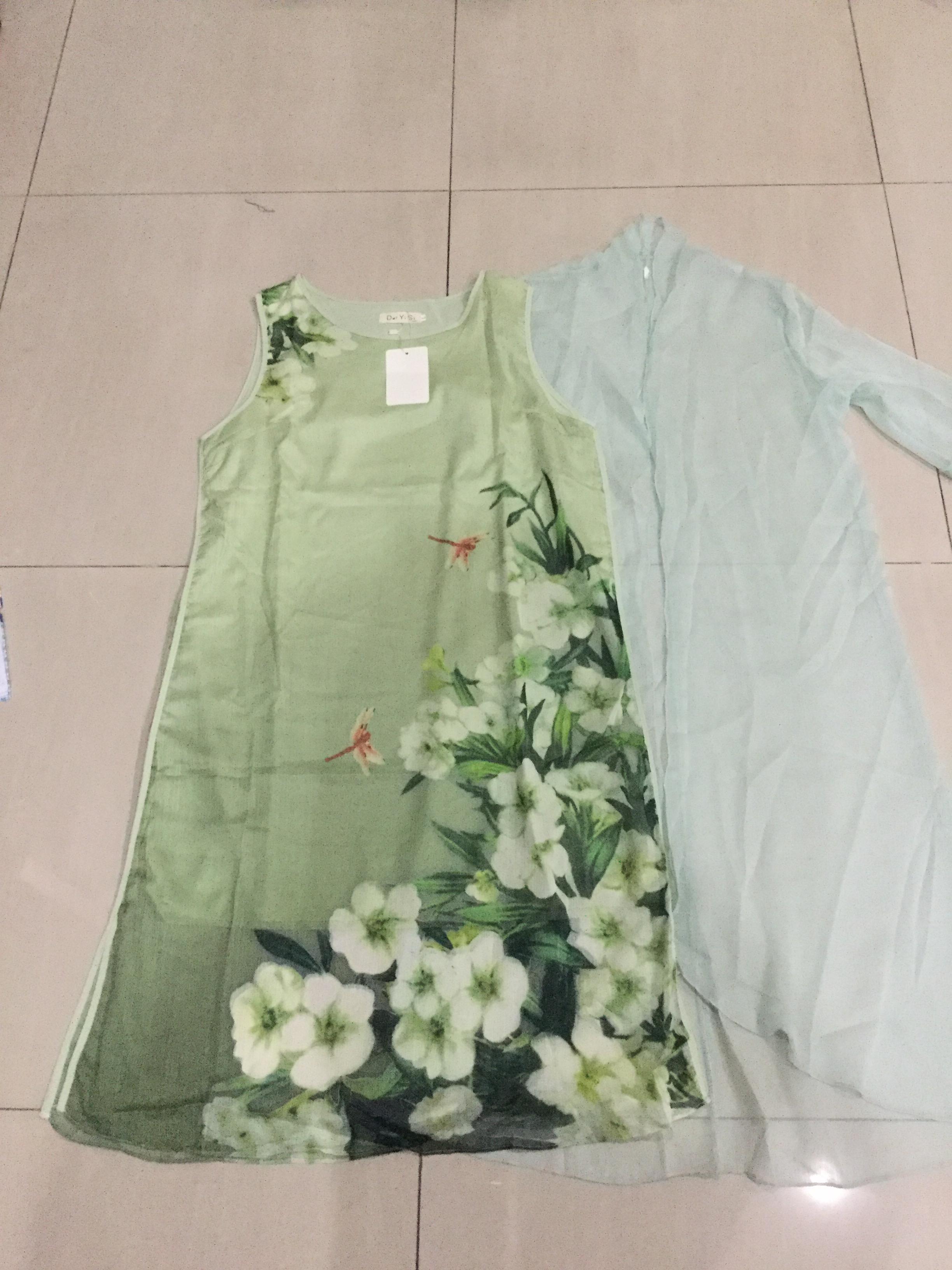 เดรสสีเขียว ผ้าชีฟอง+ผ้าซาติน รหัส SH 71 สินค้าพร้อมส่ง