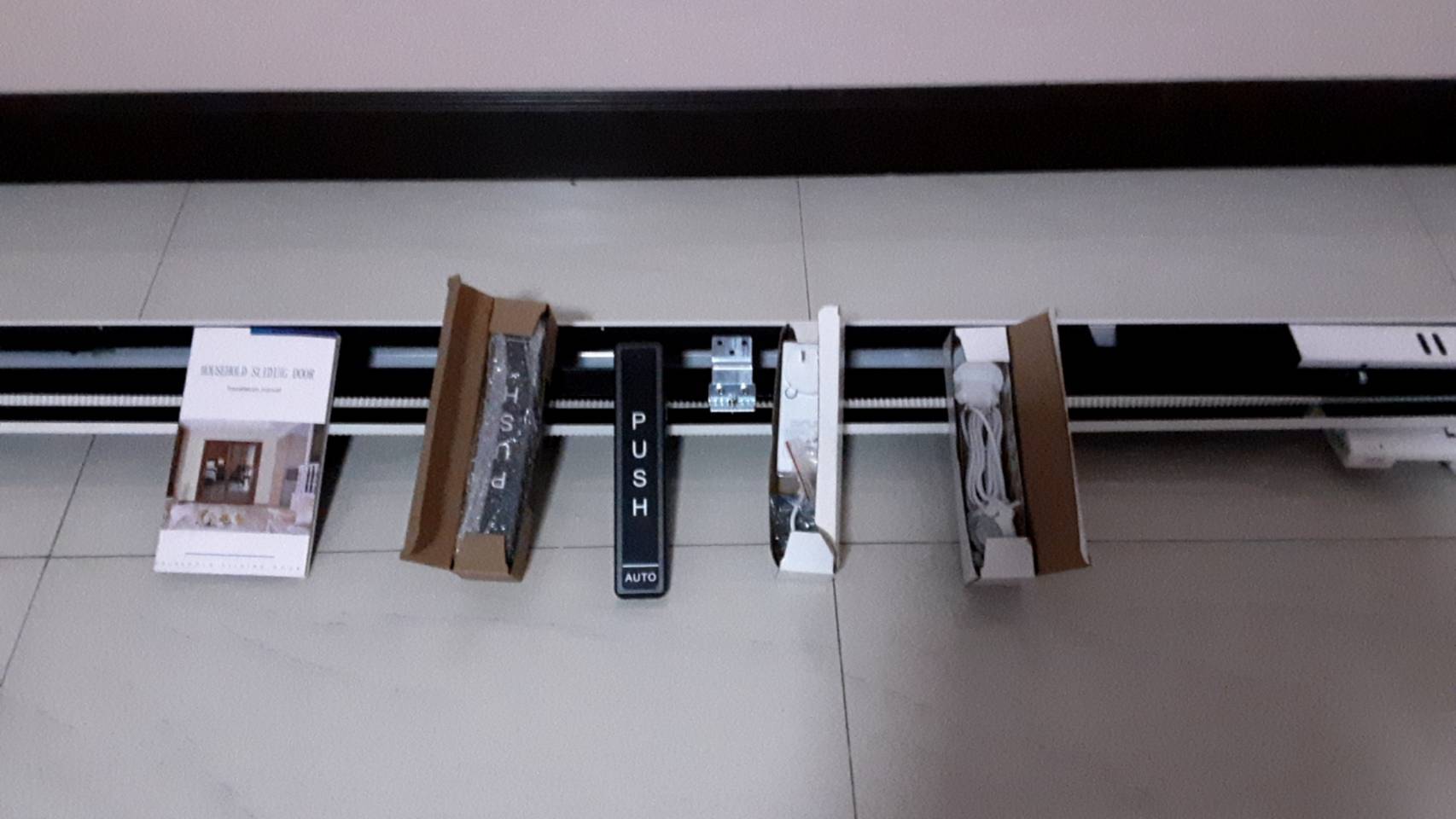 ประตูอัตโนมัติราคาพร้อมติดตั้ง Auto Door ประตูออโต้ ชุดรางเลื่อน บานเลื่อนอัตโนมัติ Single door - CASA2