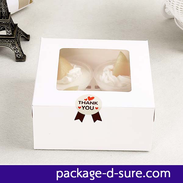 กล่องคัพเค้ก 4 ชิ้น 16x16x7.5 สีขาว เนื้อกระดาษกึ่งมัน