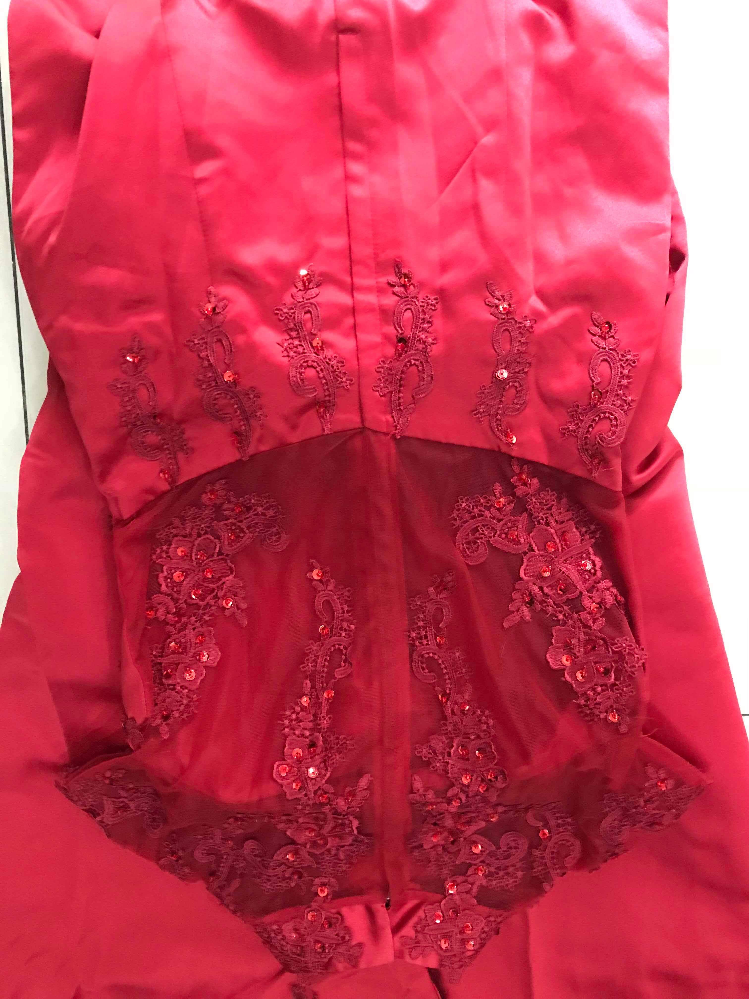 ชุดเจ้าสาวสีแดง รหัส JO 258 สินค้าพร้อมส่ง