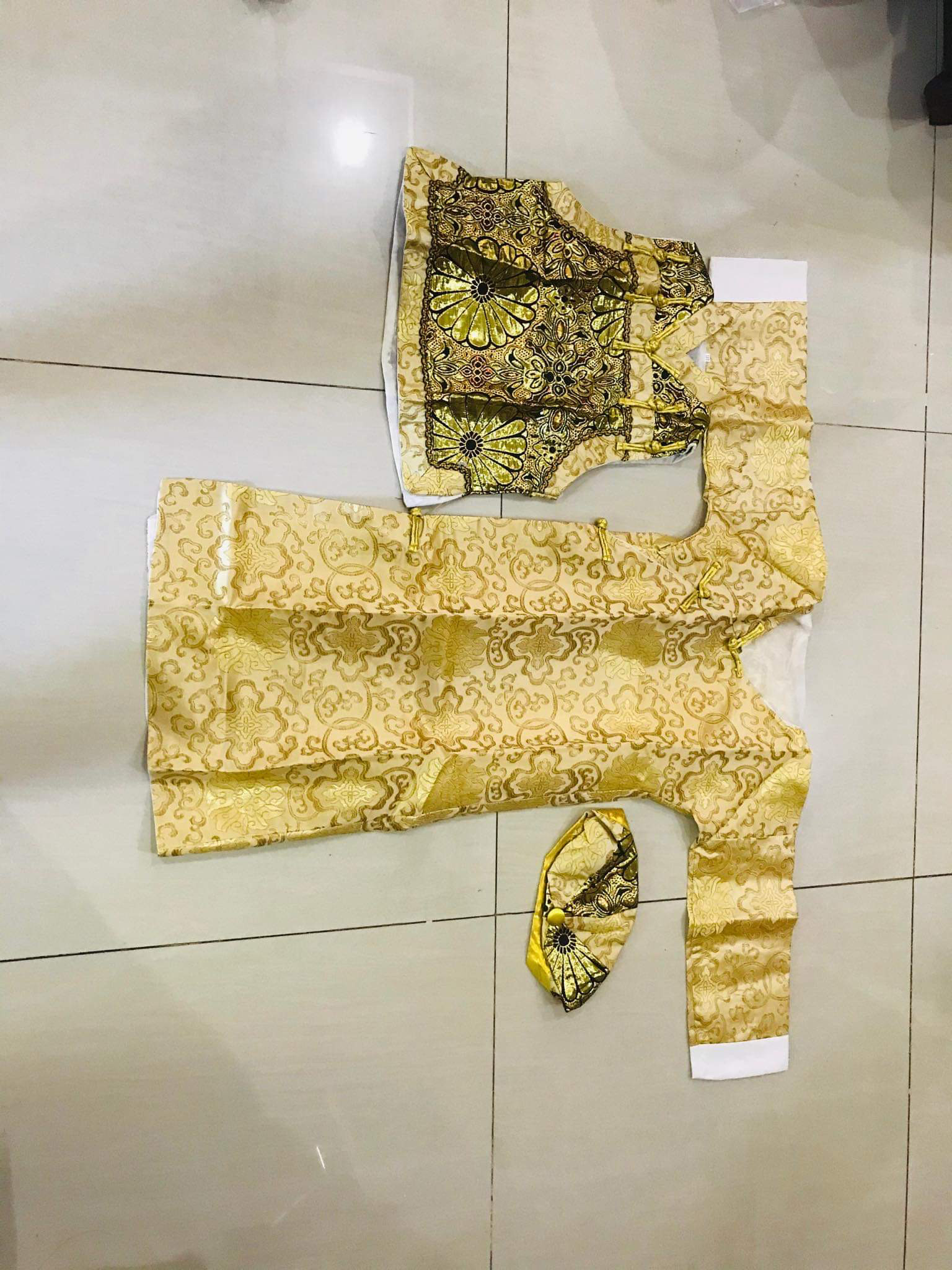 ชุดองค์ชายน้อย สีทอง รหัส PR88 สินค้าพร้อมส่ง