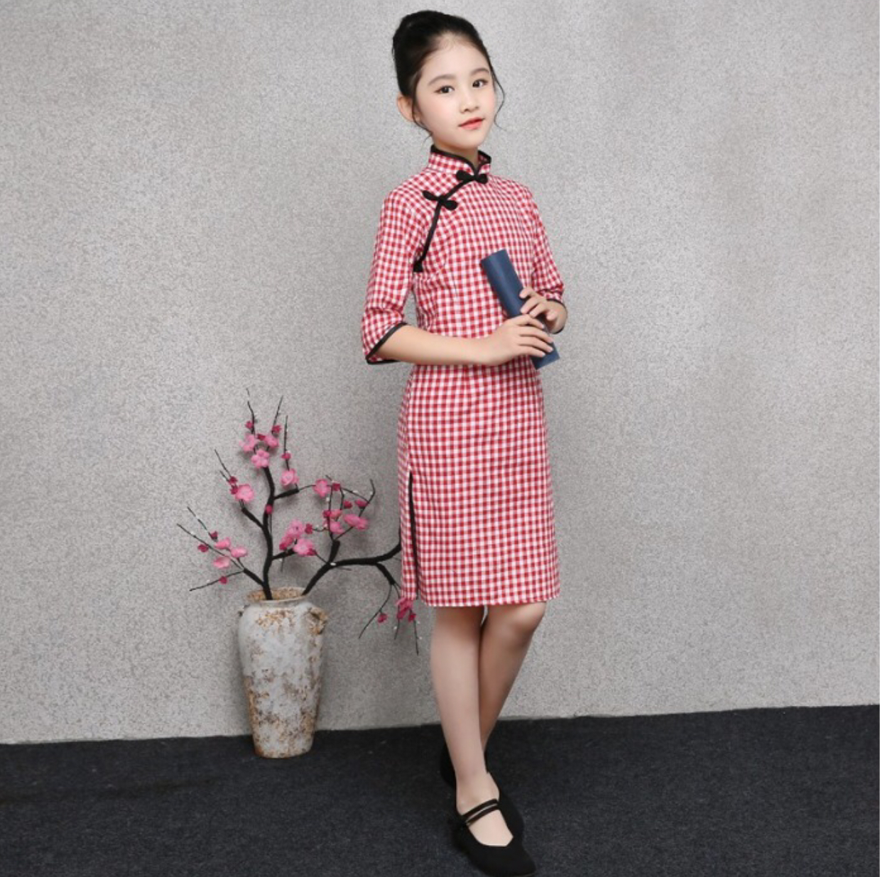 เดรสลายสก๊อตสีแดง. ผ้าฝ้าย รหัส VV 51 สินค้าพร้อมส่ง