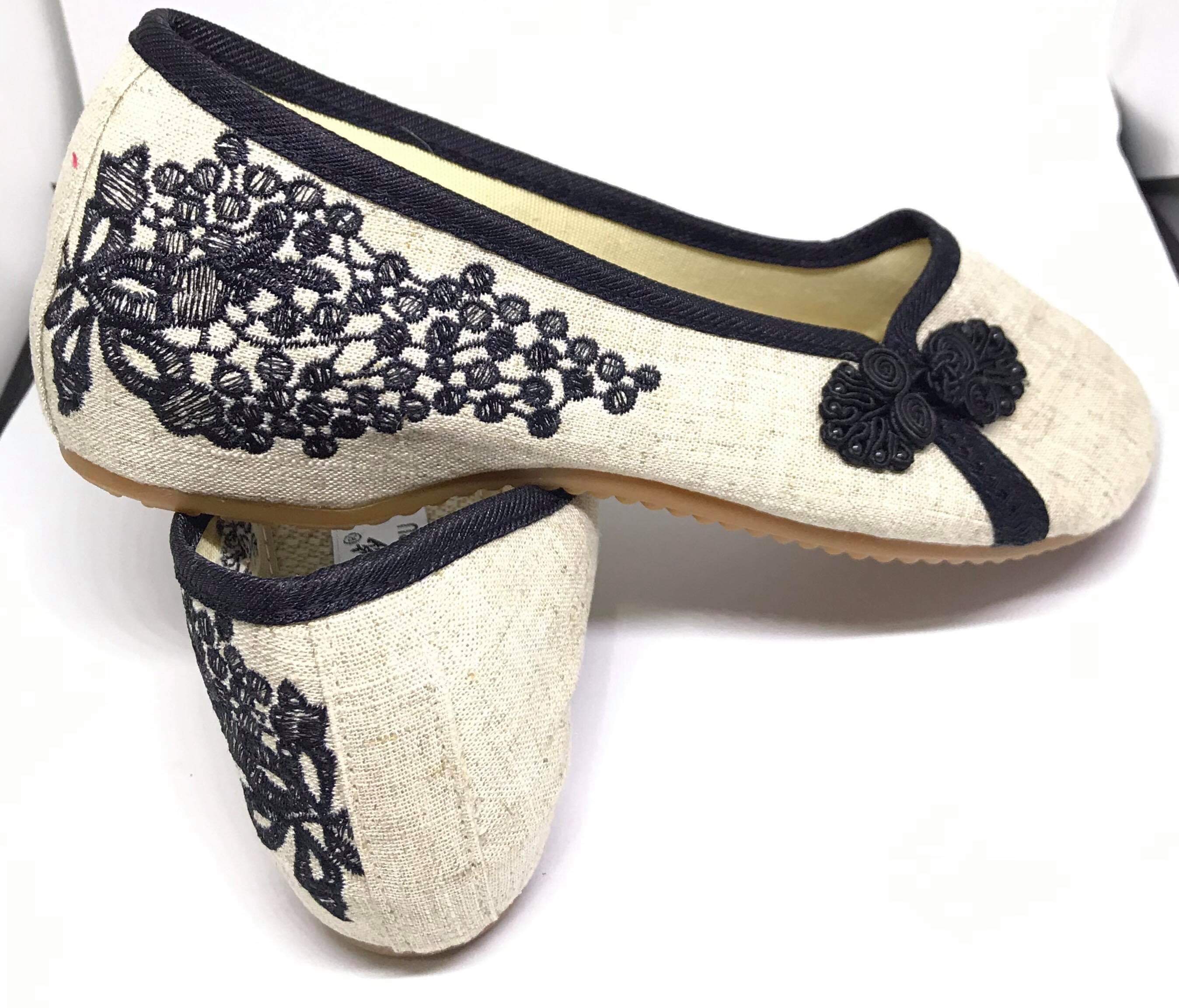 รองเท้าจีน สีกากีขอบดำ รหัส 180 สินค้าพร้อมส่ง