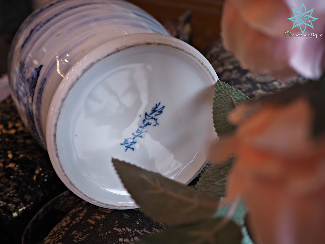 แจกันลวดลายแมนดาริน