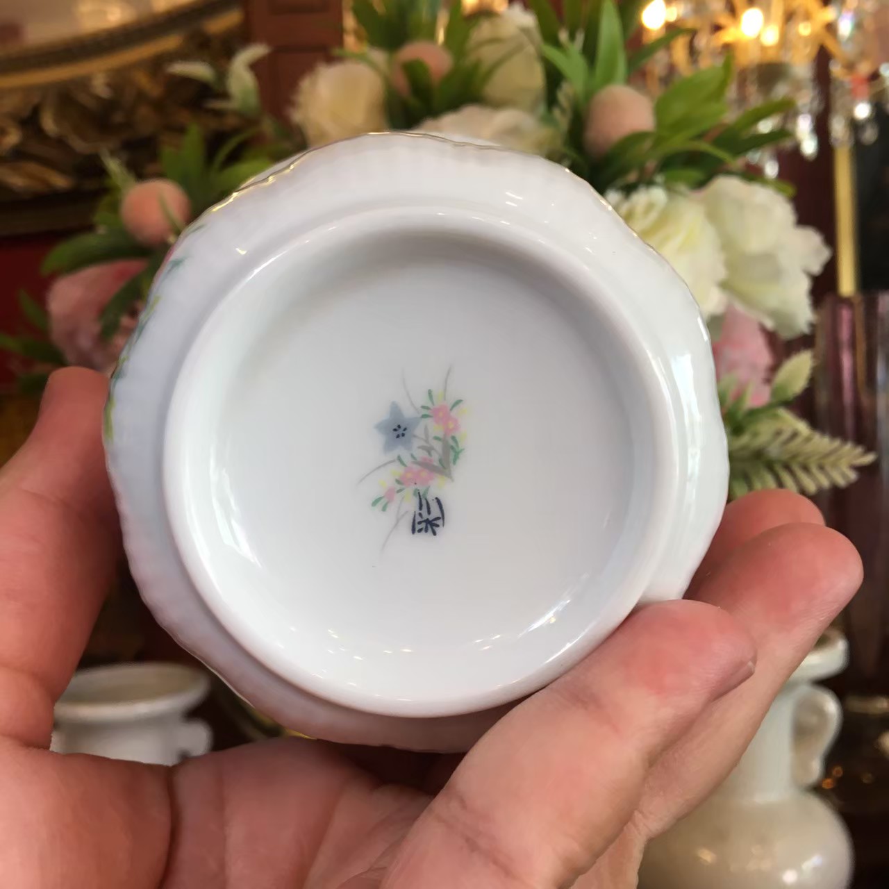 ถ้วย ลายดอกไม้สี งาน JAPAN