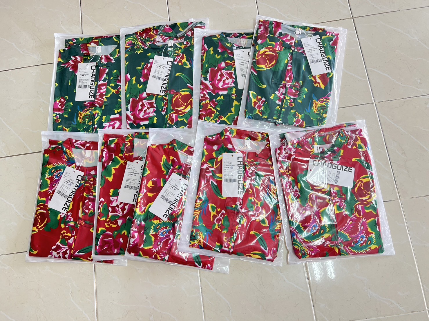 เสื้อจีนชายลายดอกไม้สีแดง