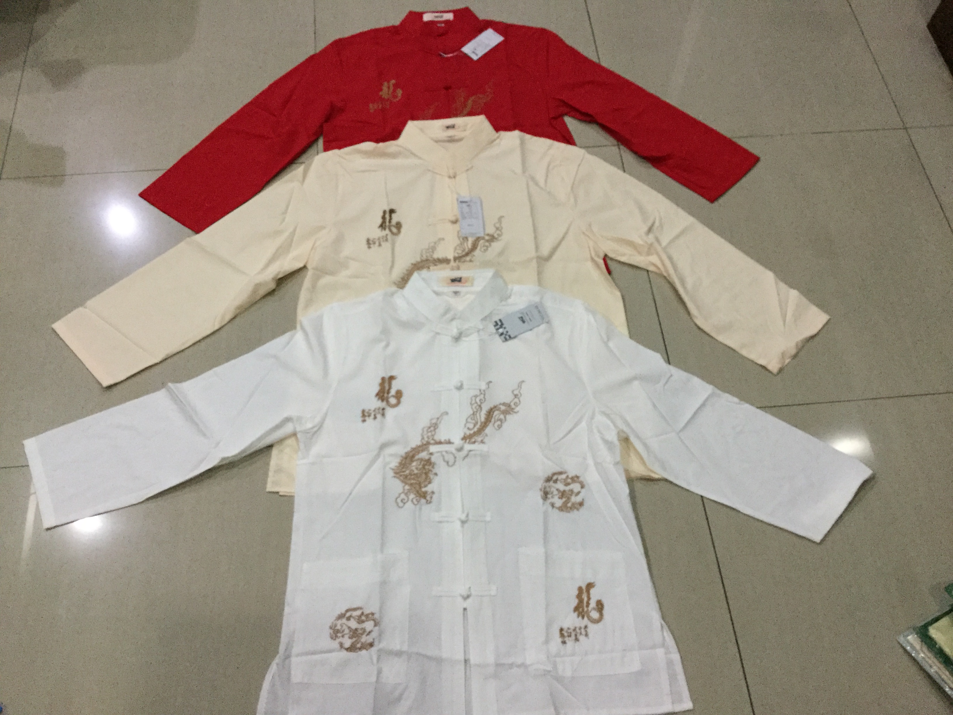 เสื้อจีนชาย ผ้าลินิน ลายปักมังกรสีเบจ I55สินค้าพร้อมส่ง