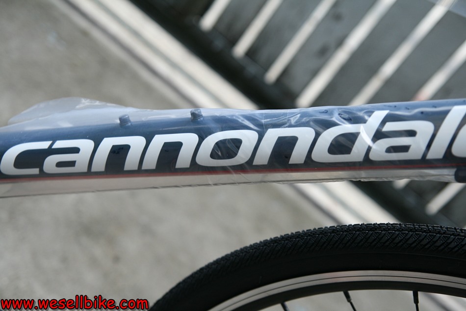 จักรยานทัวร์ริ่ง Cannondale Quick4 ของใหม่ ล้อ700C ไซส์ S