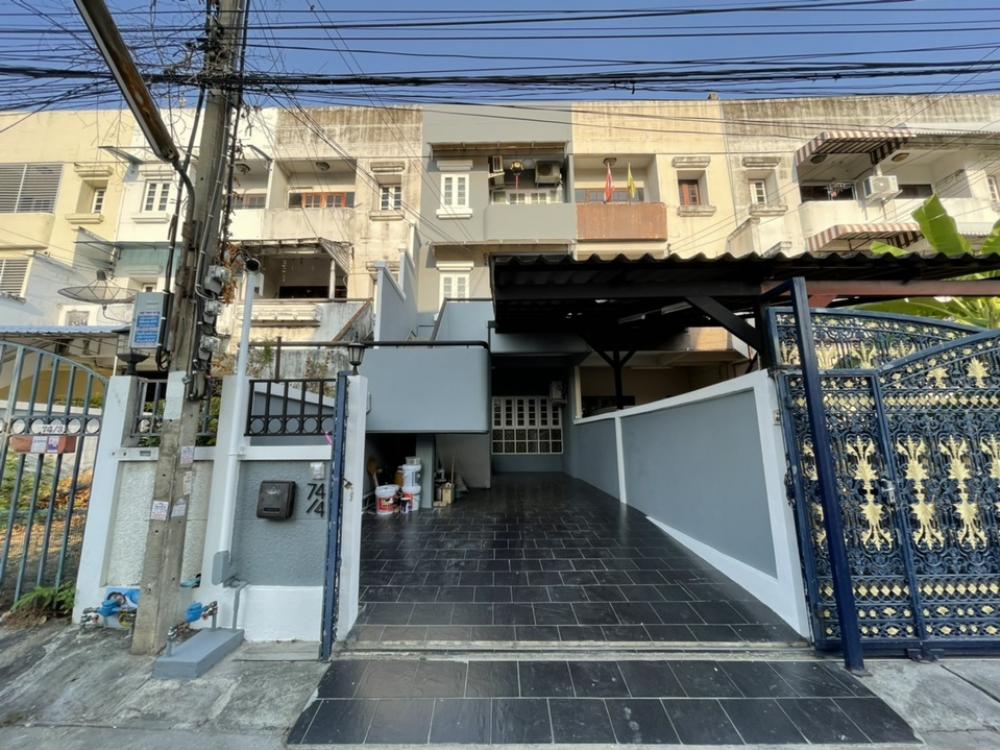 ให้เช่าทาวน์โฮม 3.5 ชั้น ถ.สุทธิสาร-รัชดา พร้อมเฟอร์นิเจอร์