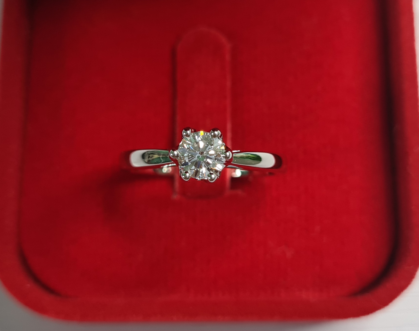 แหวนเพขร GIA 0.40 cts น้ำ 100