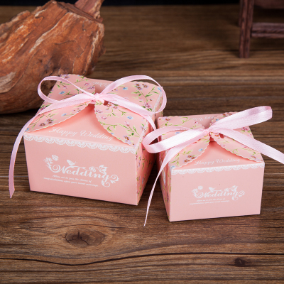 กล่องใส่ของชำร่วย เปิดบน ผูกโบว์ด้านบน ลายดอกไม้