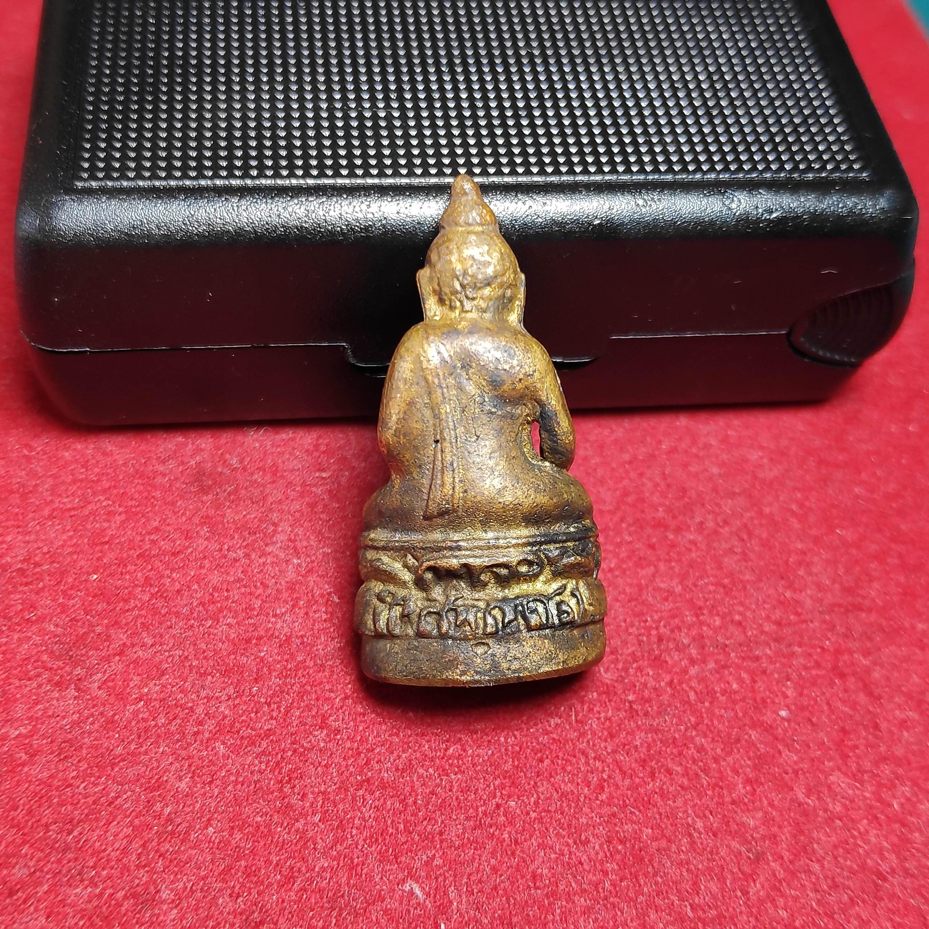 พระกริ่งไพรีพินาศวัดบวรนิเวศพิมพ์บัวเหลี่ยมปี2495