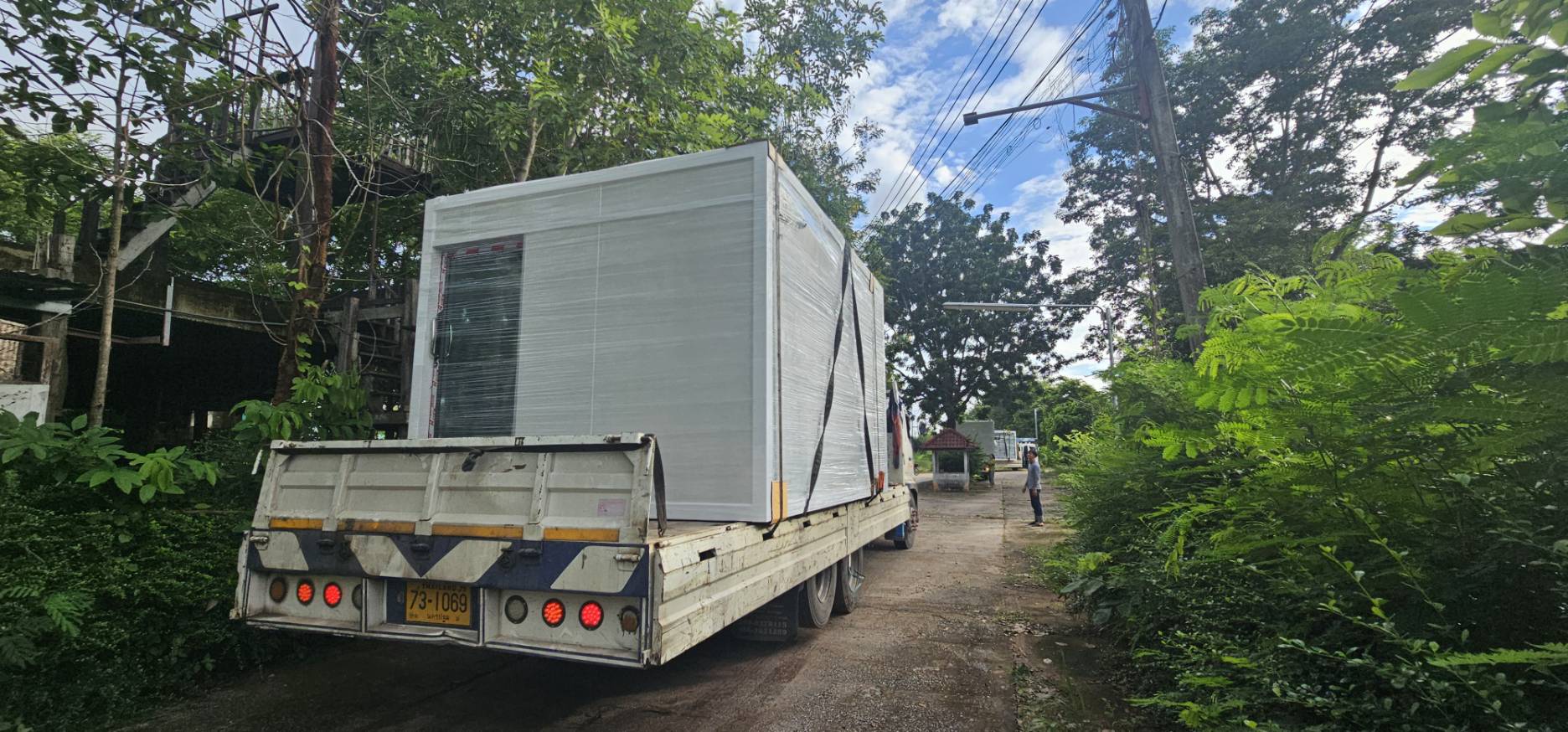 House Knockdonw UN-F04 3 เมตร *4 เมตร ** รับประกันสินค้า 1 ปี ส่งโดยรถเฮี๊ยบ ค่าจัดส่ง 18000