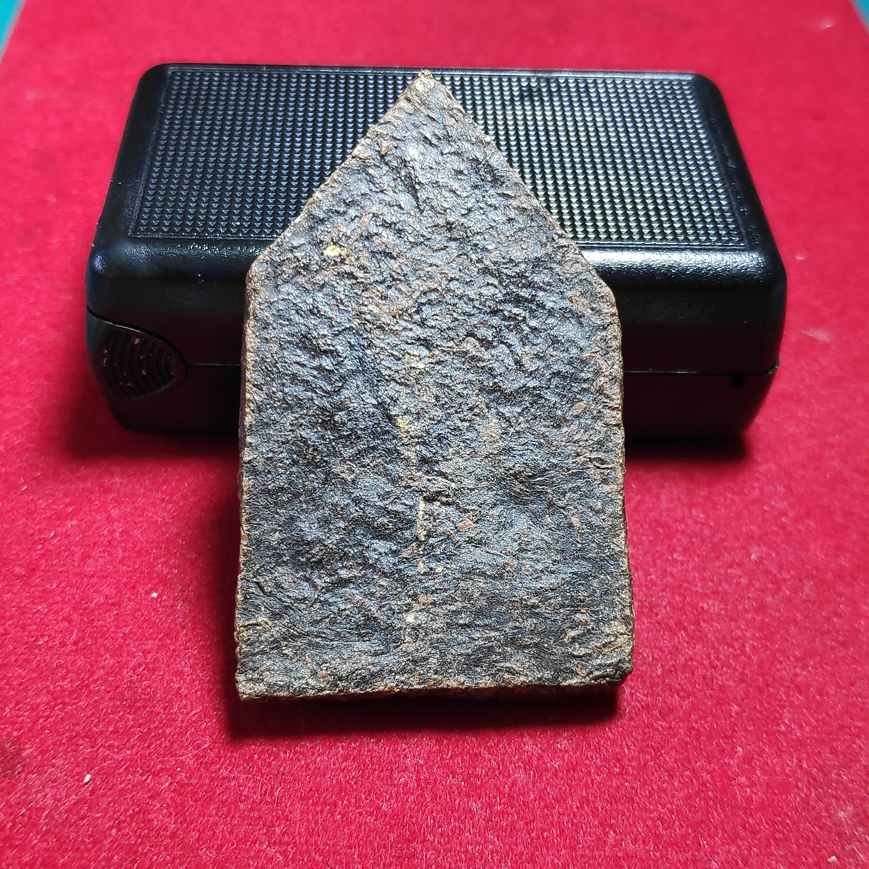 พระขุนเเผนเนื้อผงยาจินดามณี