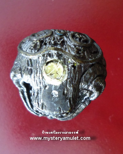 ลูกอมพญาเสือ เนื้อสัมฤทธิ์อุดผง หลวงพ่อแสง วัดส้มป่อย จ.บุรีรัมย์